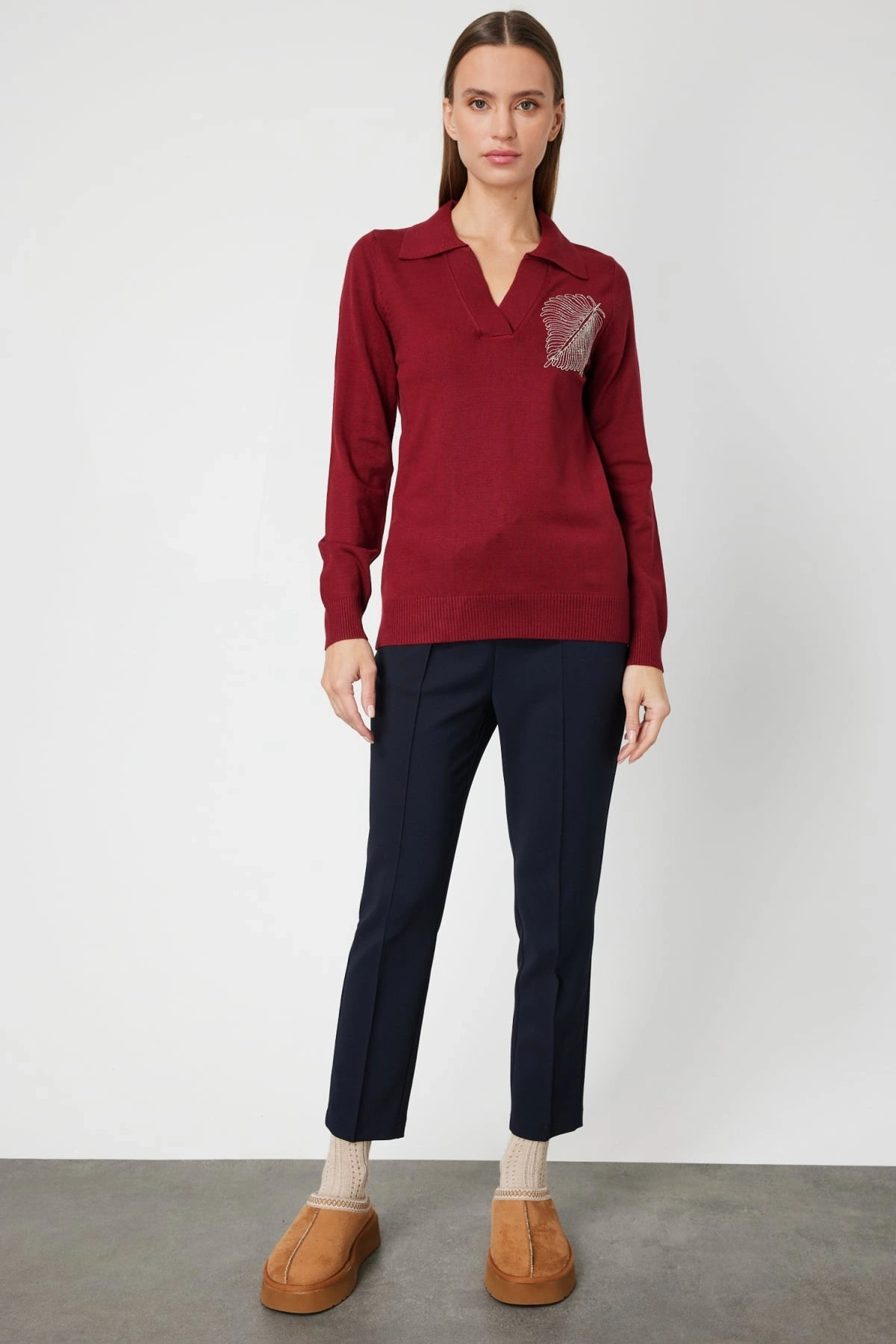 On Fashion Kadın Omuz Yaprak Zincirli Bordo Kazak 65334