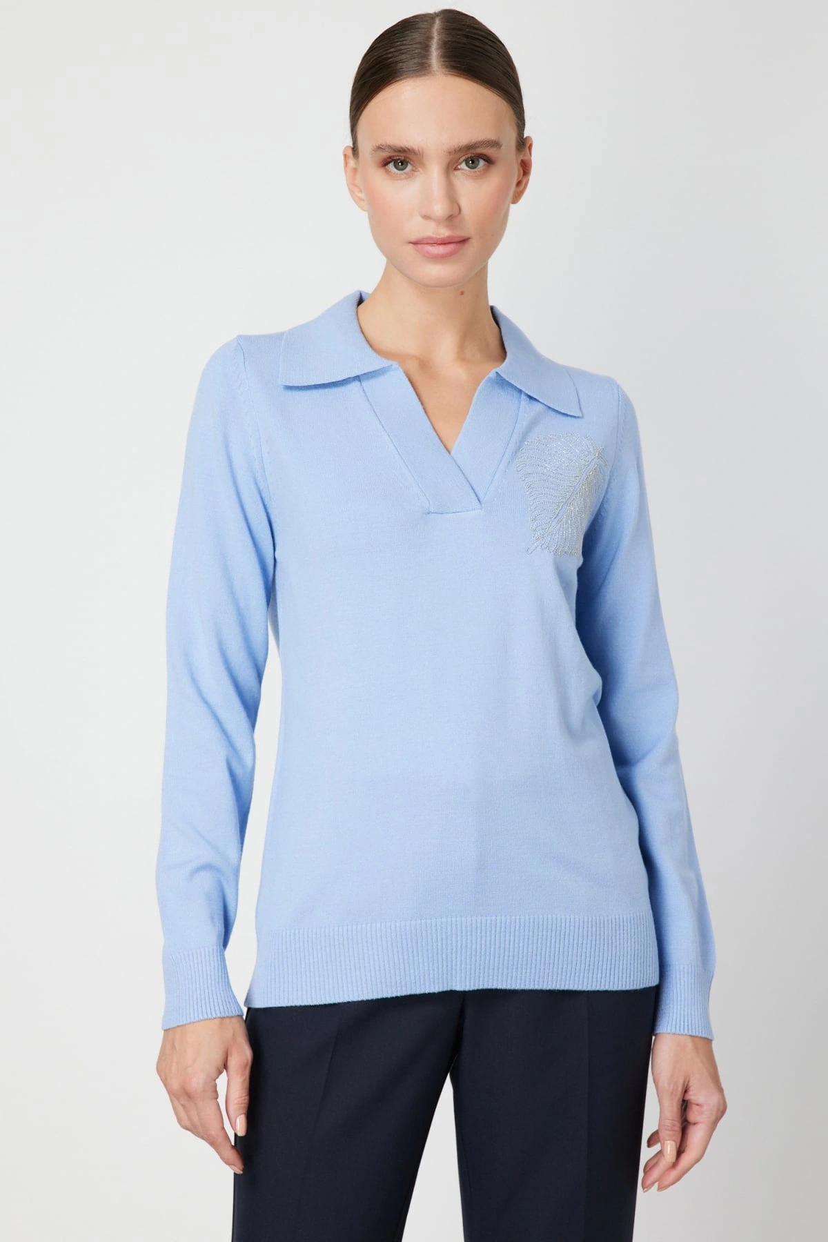 On Fashion Kadın Omuz Yaprak Zincirli Açık Mavi Kazak 65334