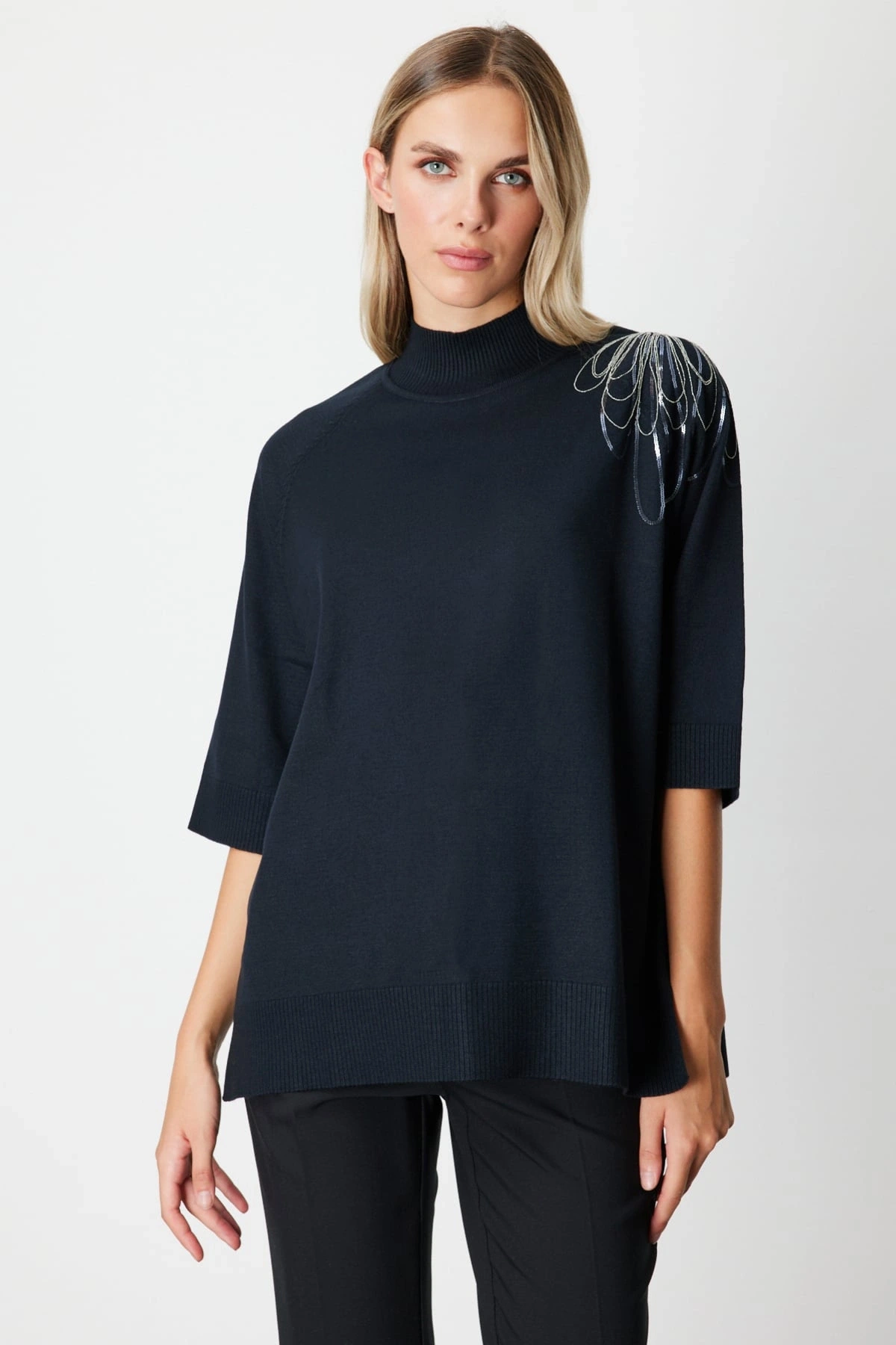 On Fashion Kadın Yarım Kol Tek Omuz Zincirli Siyah Kazak 65381