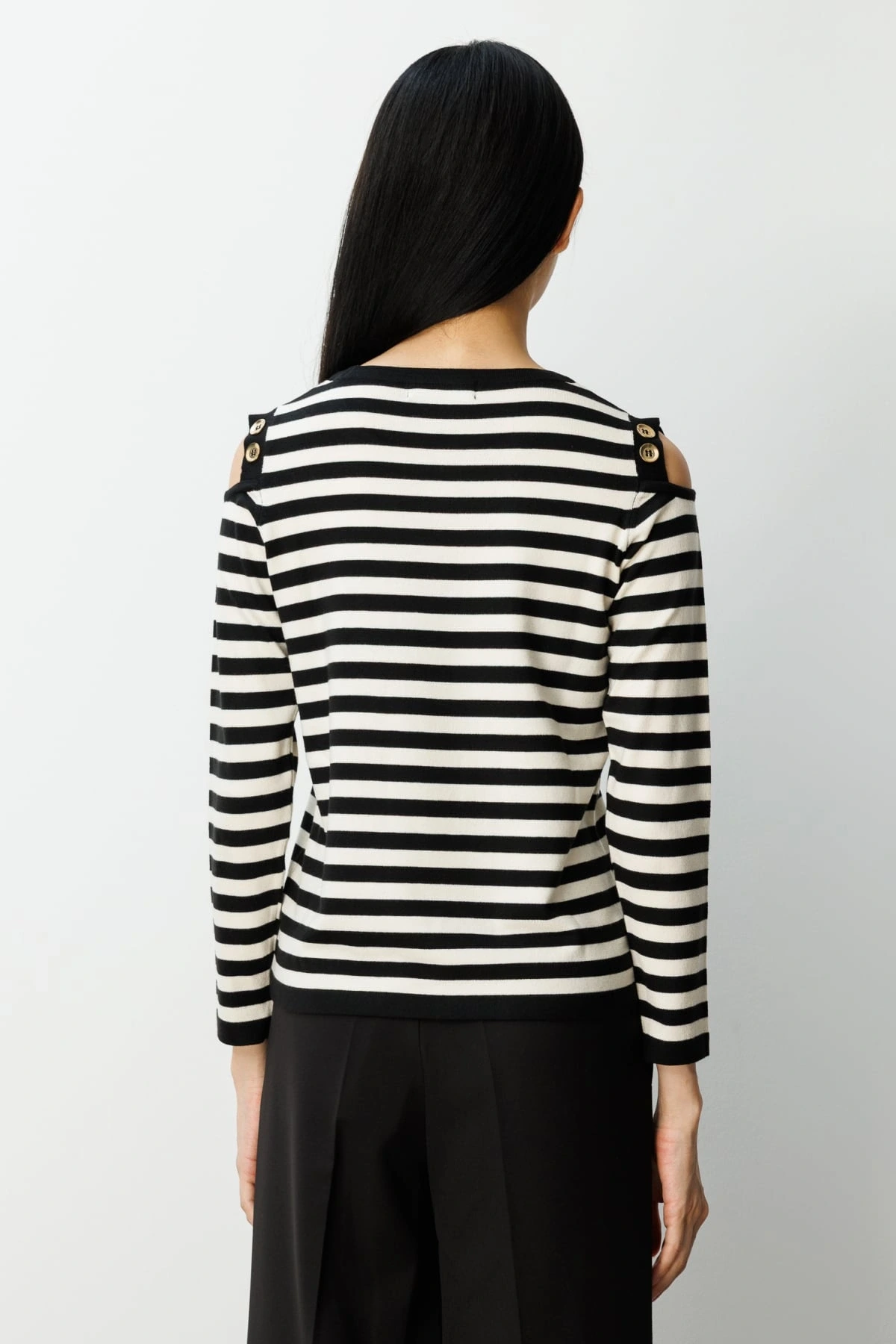 On Fashion Kadın Düğme Detaylı Siyah Çizgili Kazak 65304