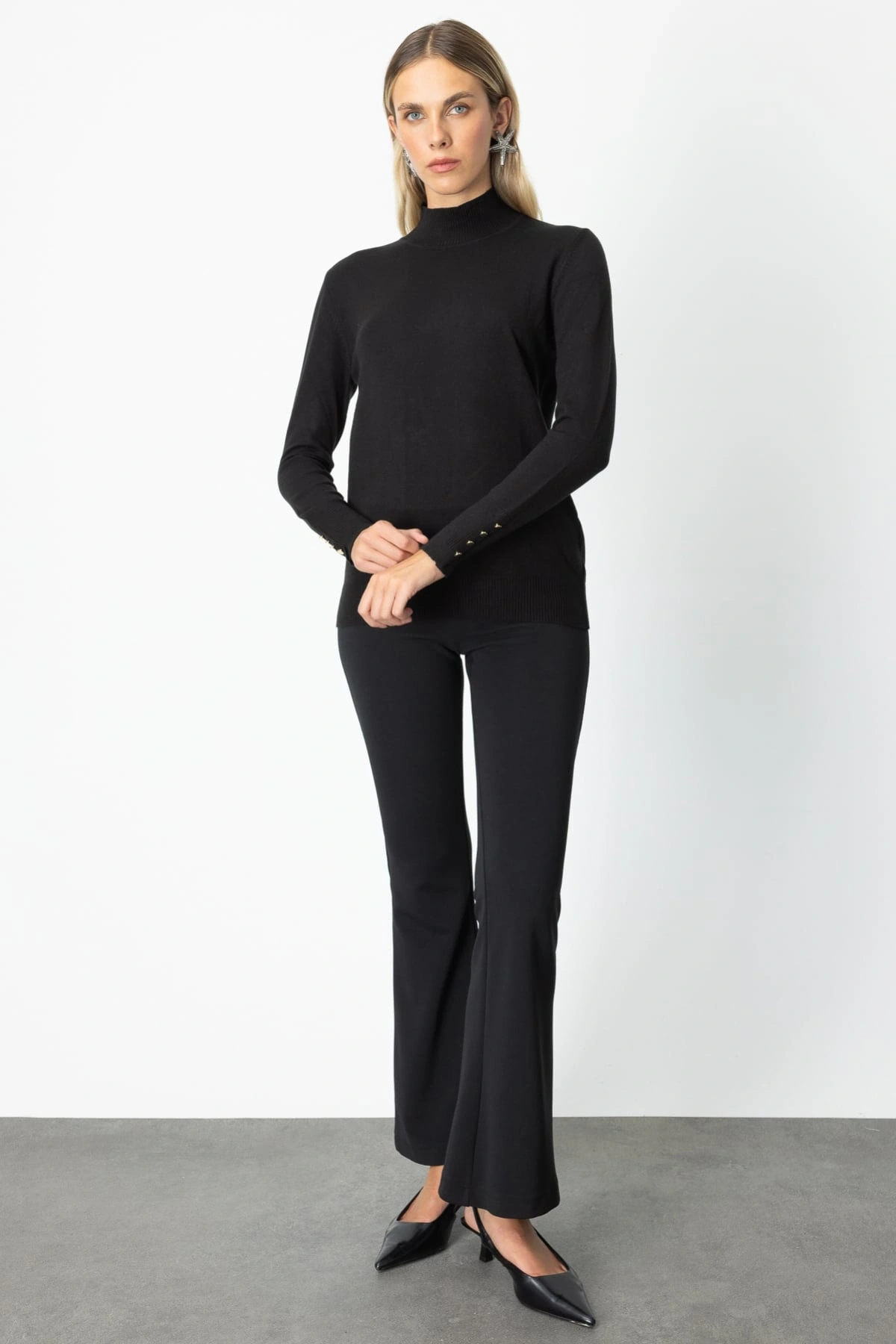 On Fashion Kadın Dik Yaka Basic Siyah Kazak 63514