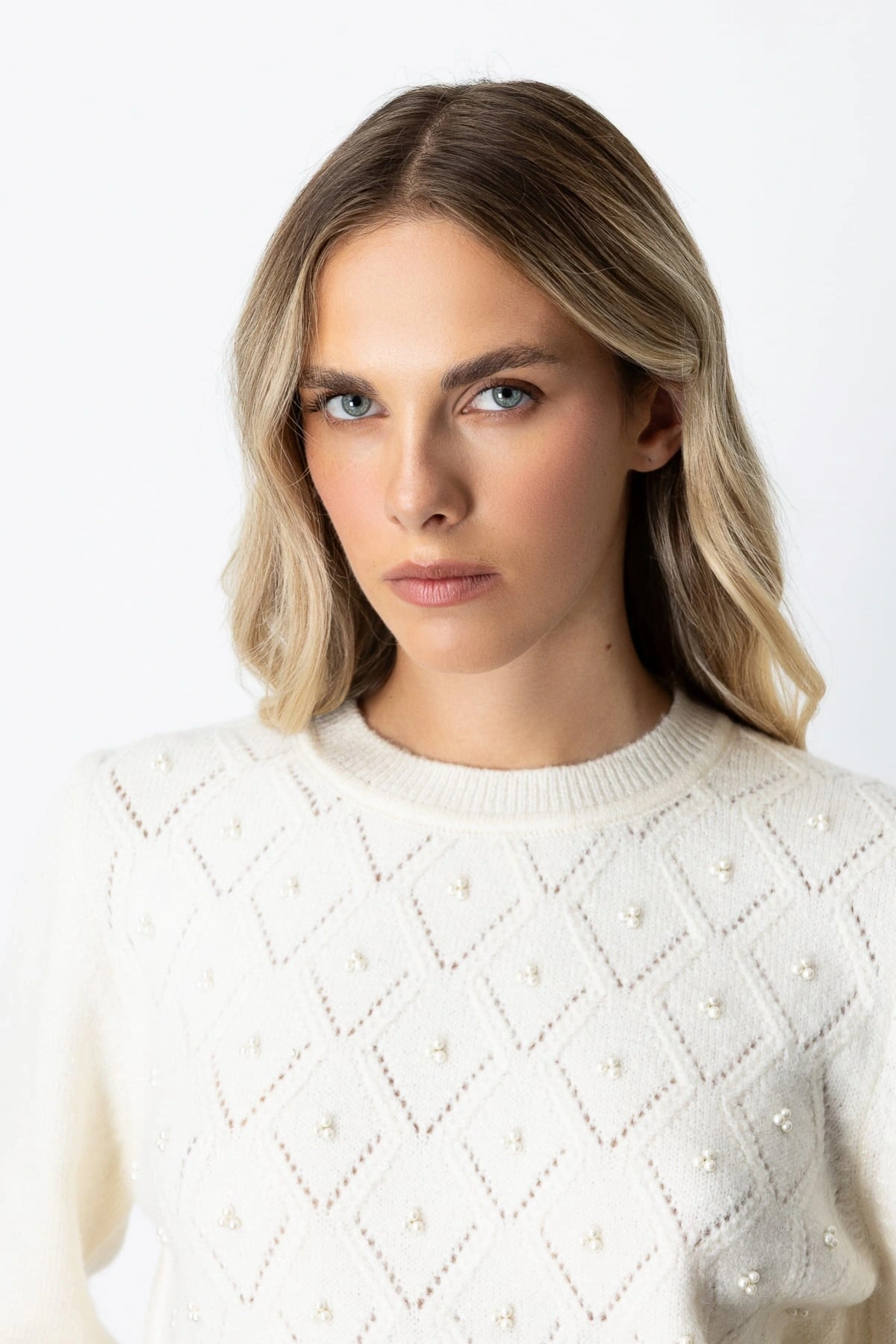 On Fashion Kadın İncili Baklava Desenli Ekru Kazak 63316