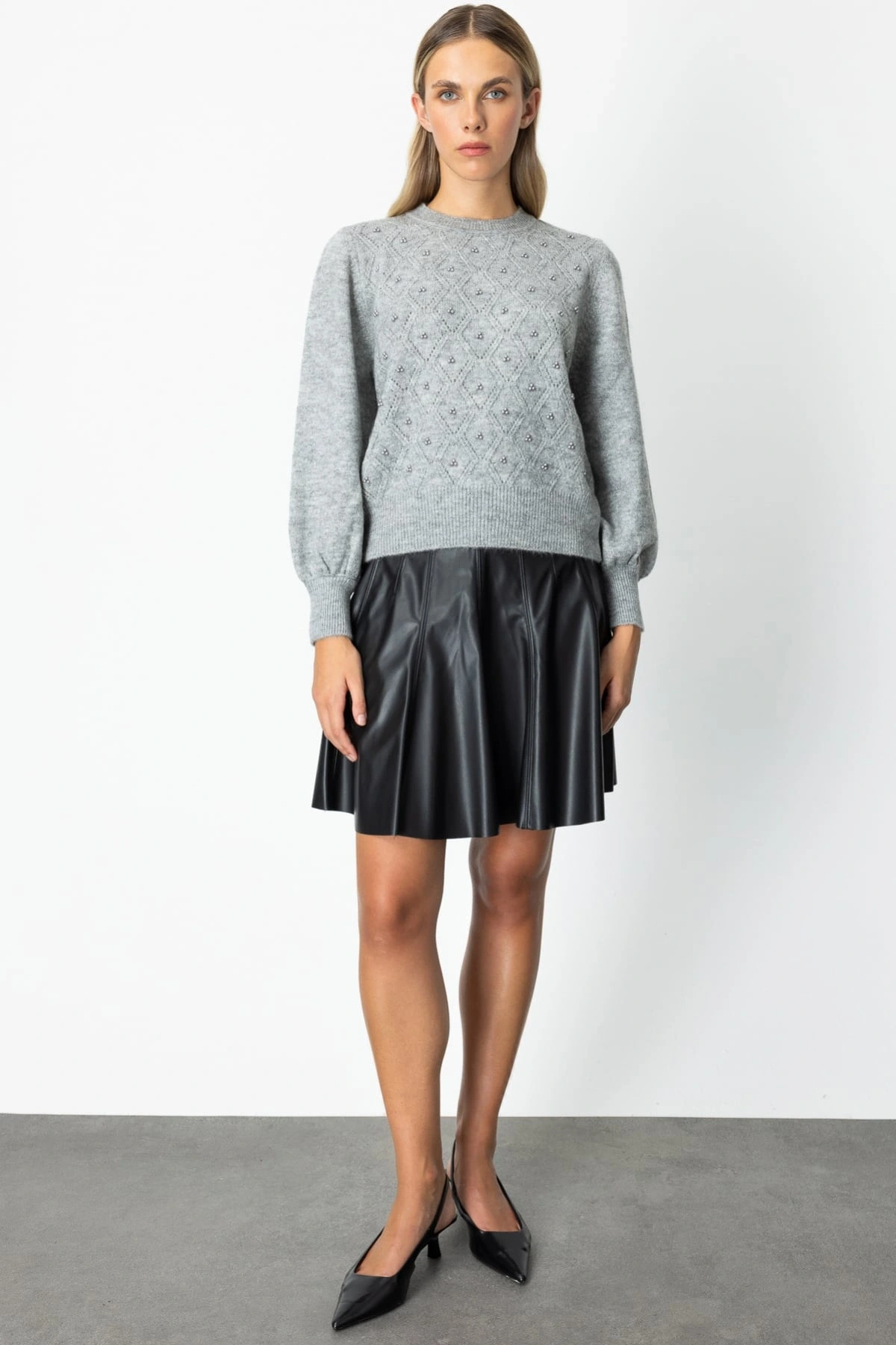 On Fashion Kadın İncili Baklava Desenli Gri Kazak 63316