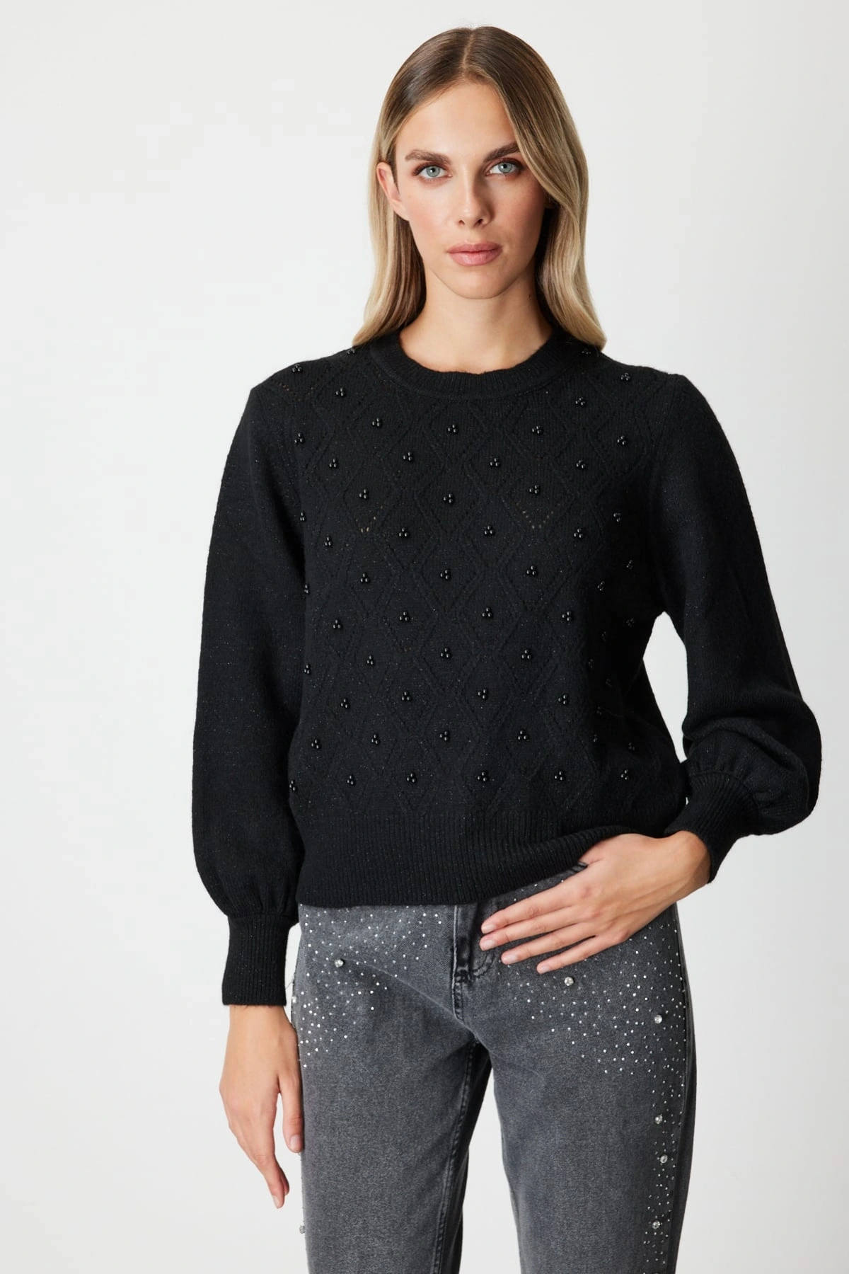 On Fashion Kadın İncili Baklava Desenli Siyah Kazak 63316