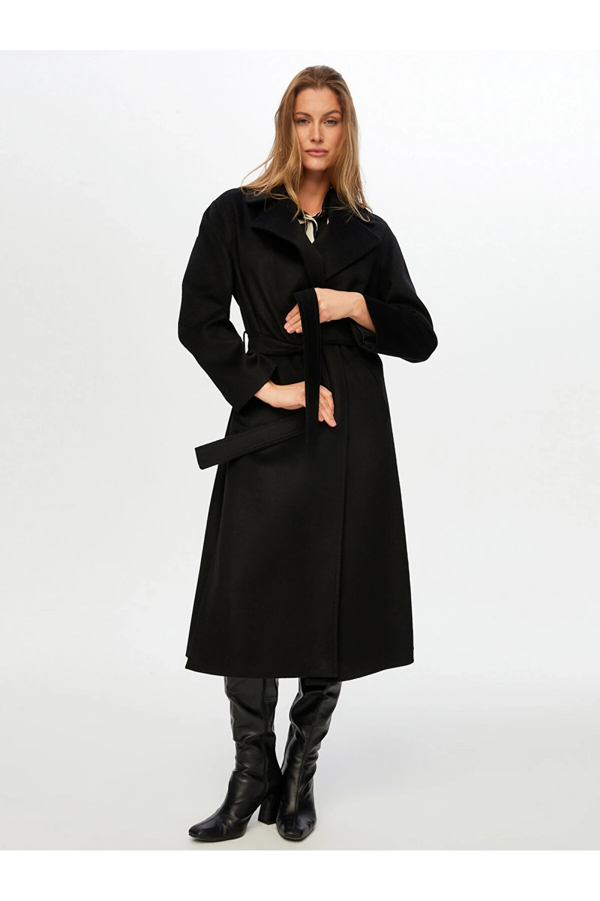 Faik Sönmez Kadın Beli Kuşaklı Yünlü Siyah Manto UW26MAN003