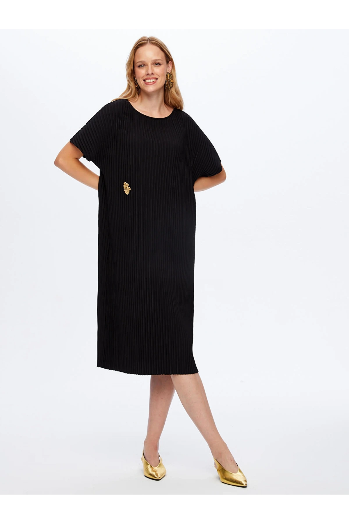 Faik Sönmez Kadın Kendinden Piliseli Örme Siyah Torba Elbise UW26ELB025