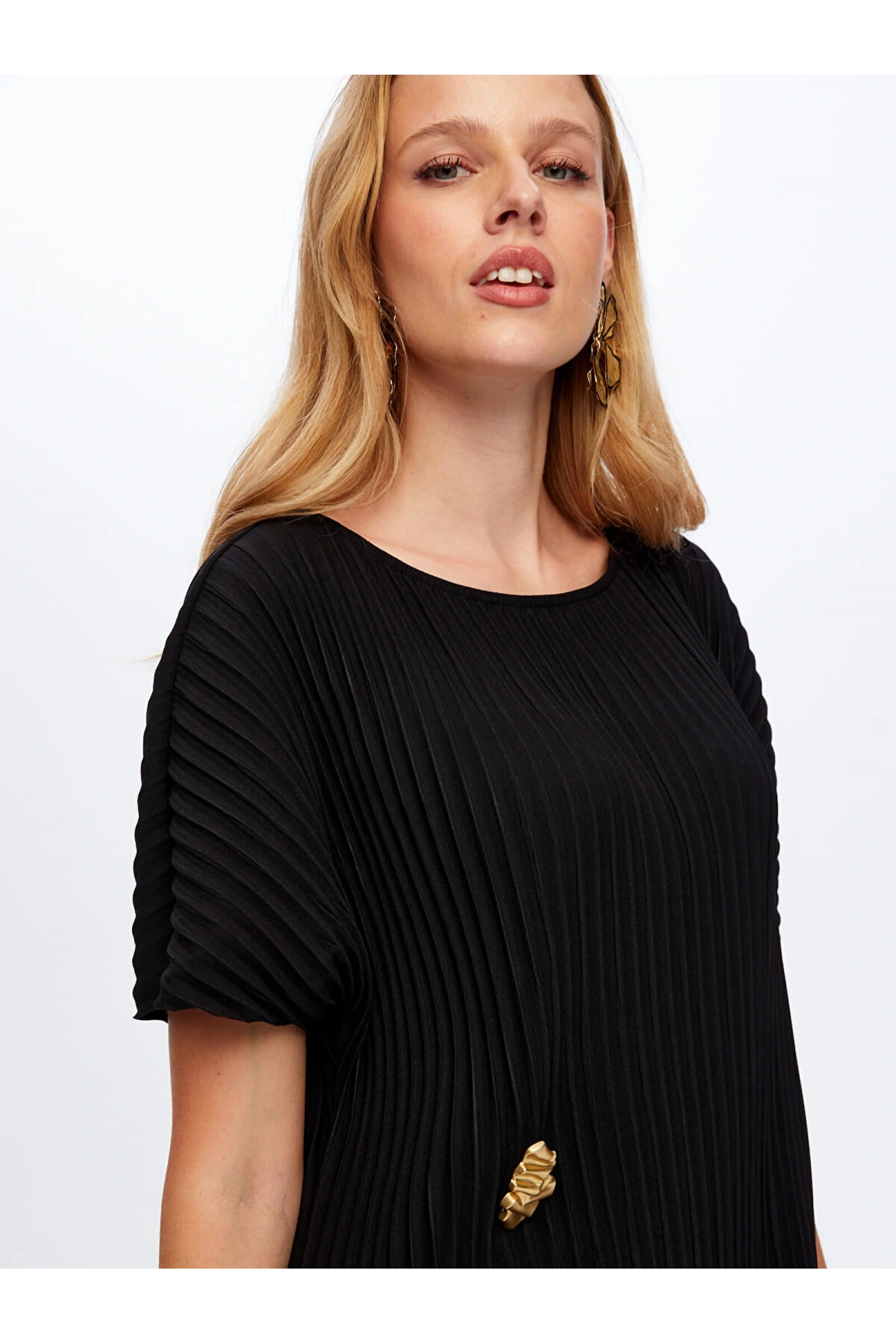 Faik Sönmez Kadın Kendinden Piliseli Örme Siyah Torba Elbise UW26ELB025