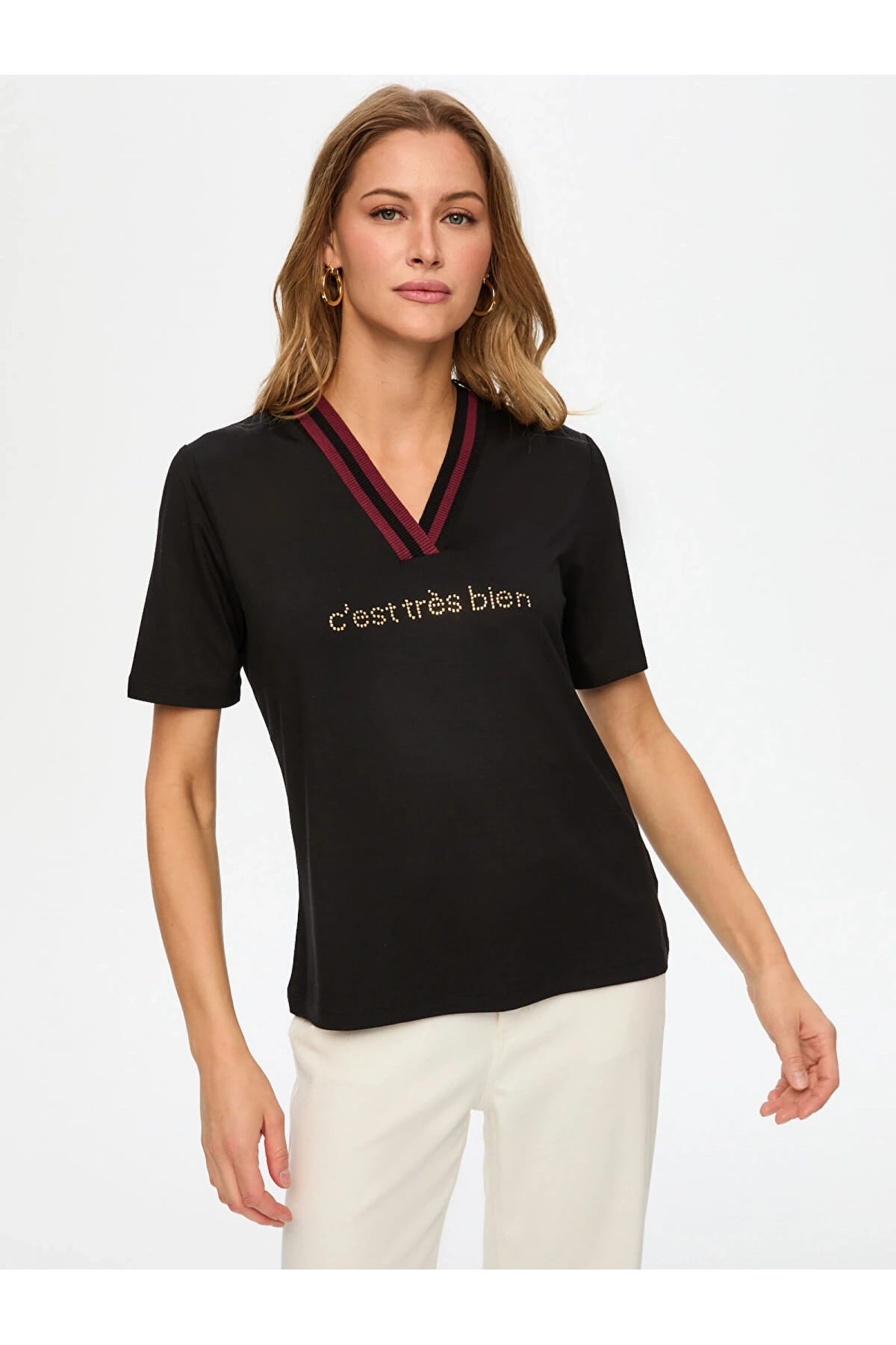 Faik Sönmez Kadın Renkli Triko Yakalı Sloganlı Siyah T-Shirt UW26TSH055