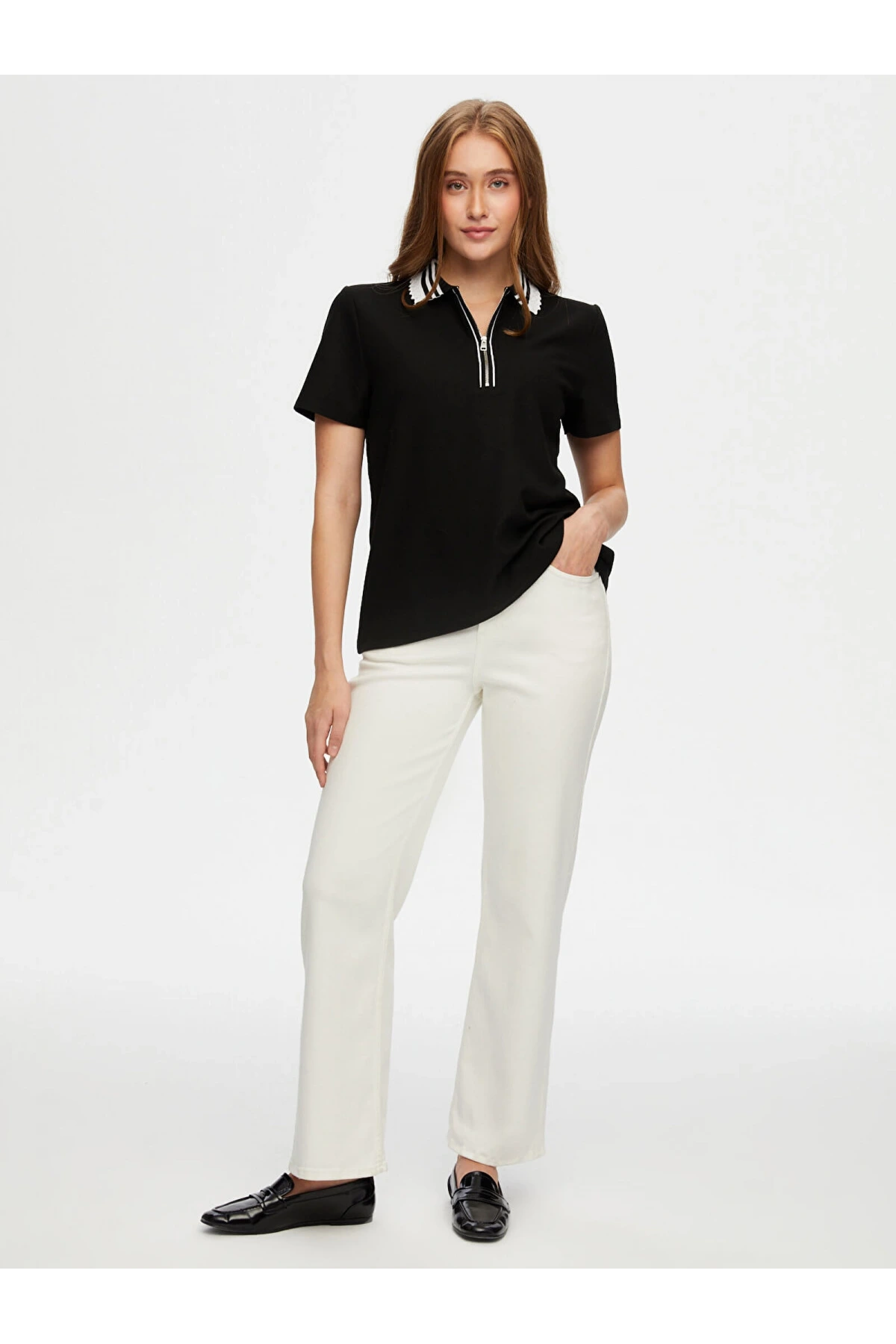 Faik Sönmez Kadın Fermuar Detaylı Polo Yaka Kısa Kol Siyah T-Shirt UW26TSH082
