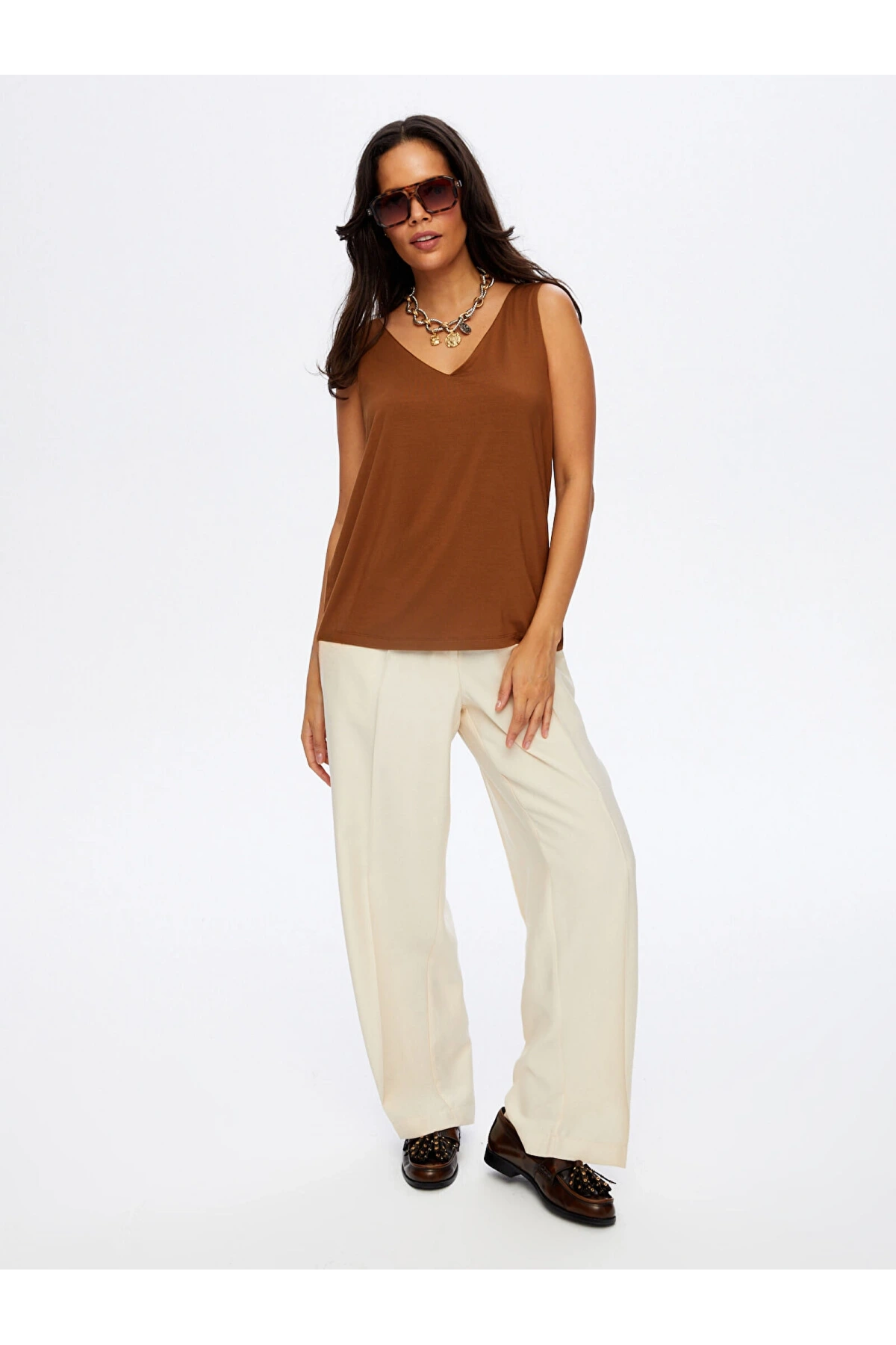 Faik Sönmez Kadın Modallı V Yaka Örme Kahverengi Atlet UW26ATL011