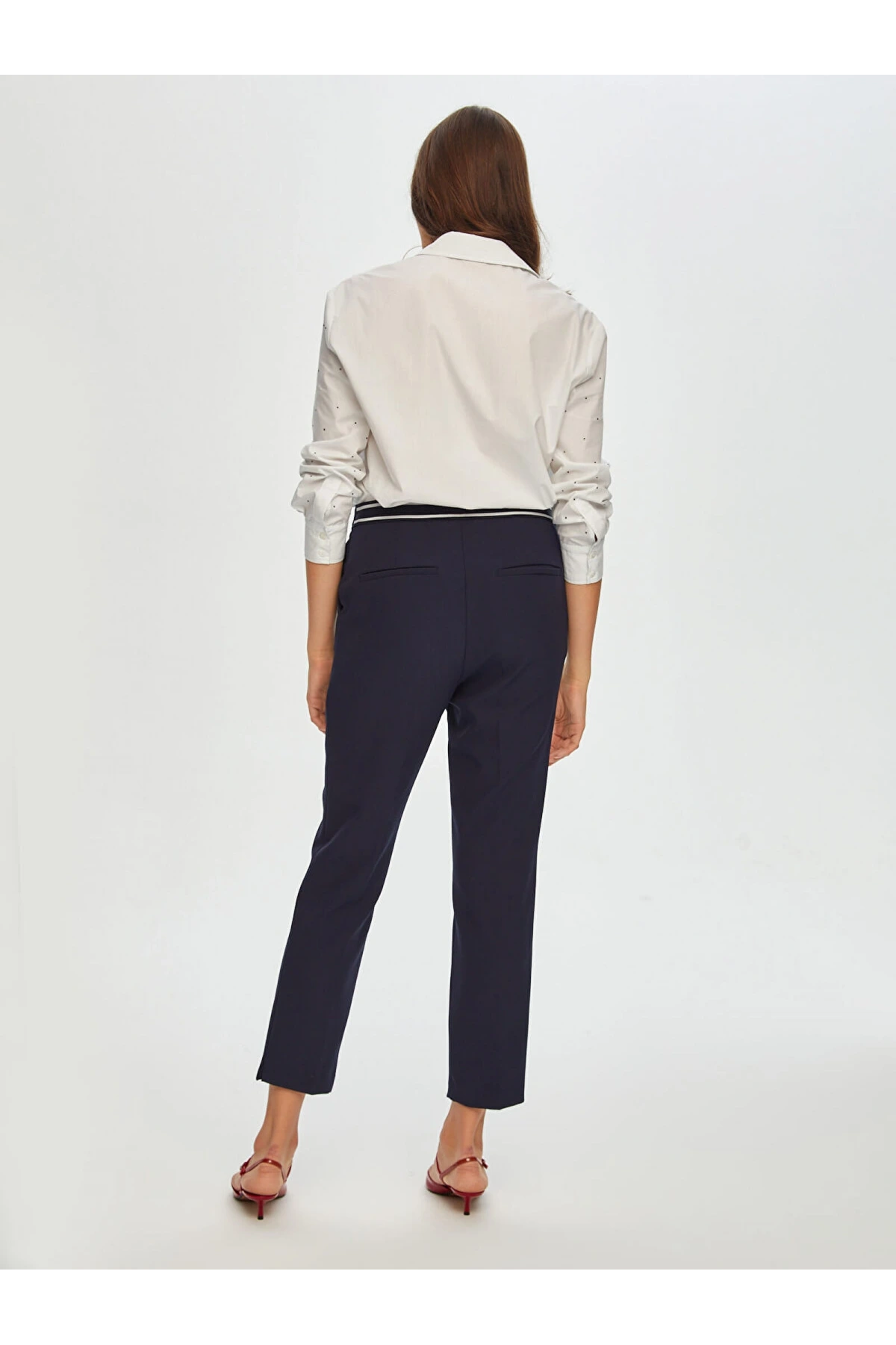 Faik Sönmez Kadın Arka Kemeri Lastikli Slim Fit Lacivert Pantolon B00088