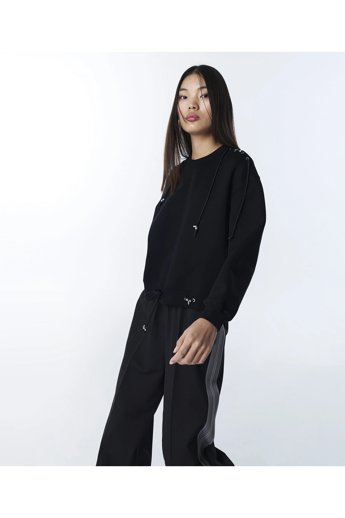 Twist Metal Aksesuarlı Sweatshirt TS1260091022