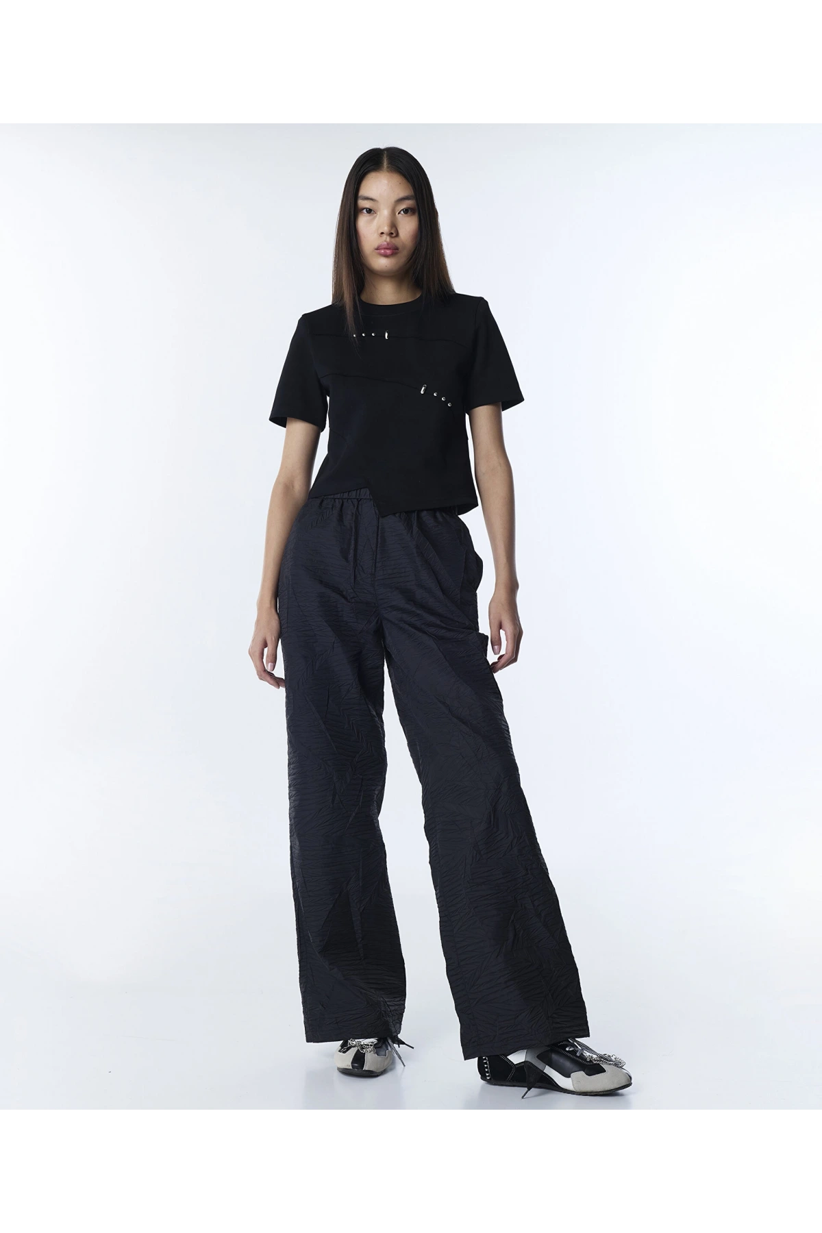 Twist Metal Aksesuarlı Asimetrik T-Shirt TS1260070090