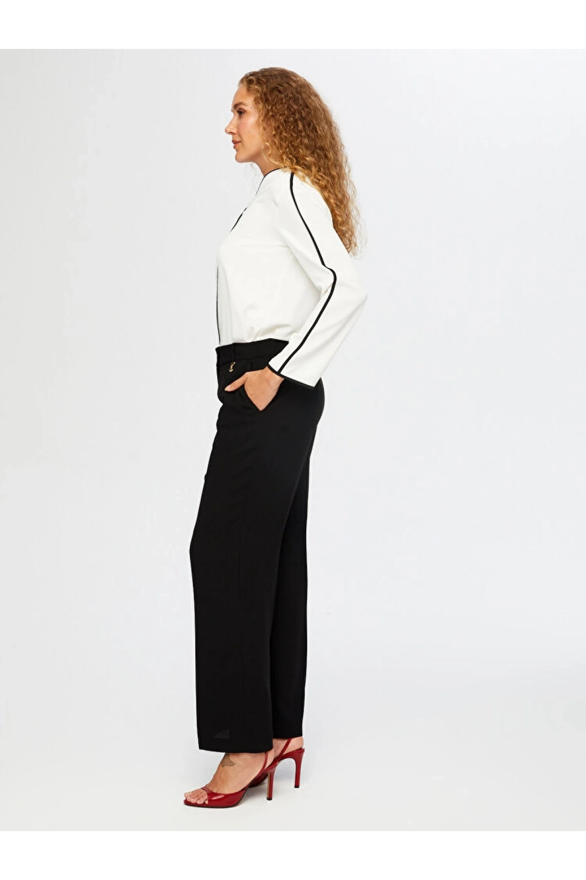 Faik Sönmez Kadın Wide Leg Fit Şık Siyah Krep Pantolon UW26PNT021