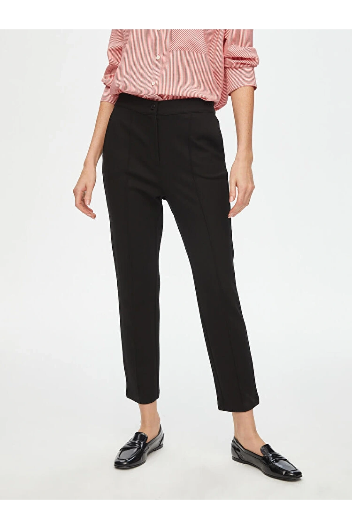 Faik Sönmez Kadın Önü Dikişli Slim Fit Örme Siyah Pantolon B00089