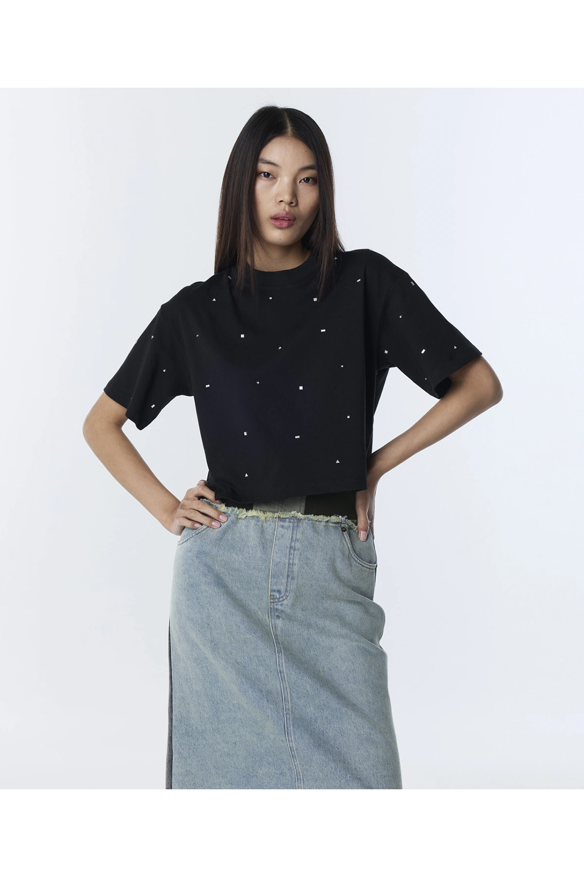 Twist Karma Aksesuarlı T-Shirt TS1260070091