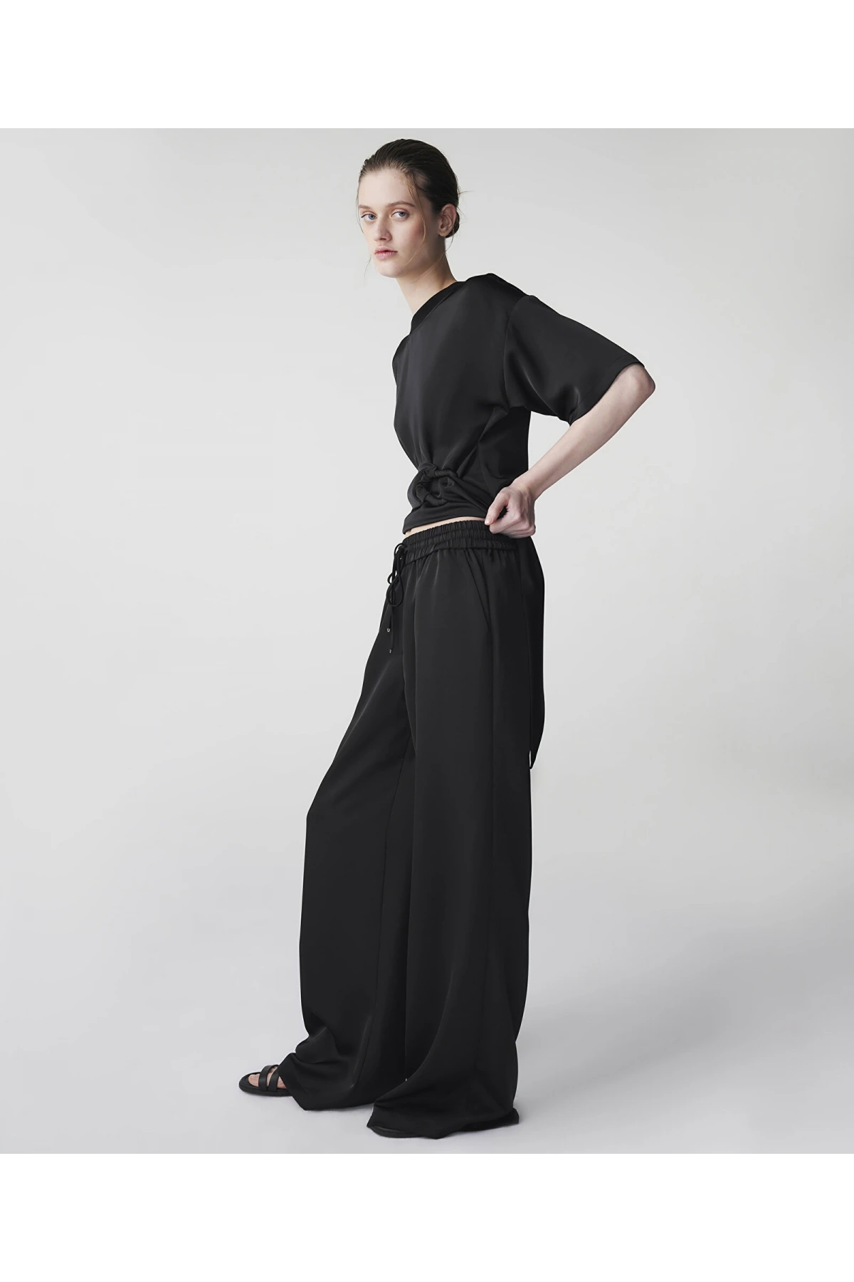 İpekyol Wide Leg Fit Saten Pantolon IS1260003147