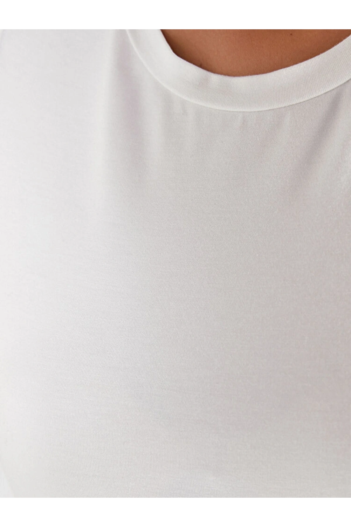 Faik Sönmez Kadın Yuvarlak Yaka Kısa Kol Ekru T-Shirt B00002