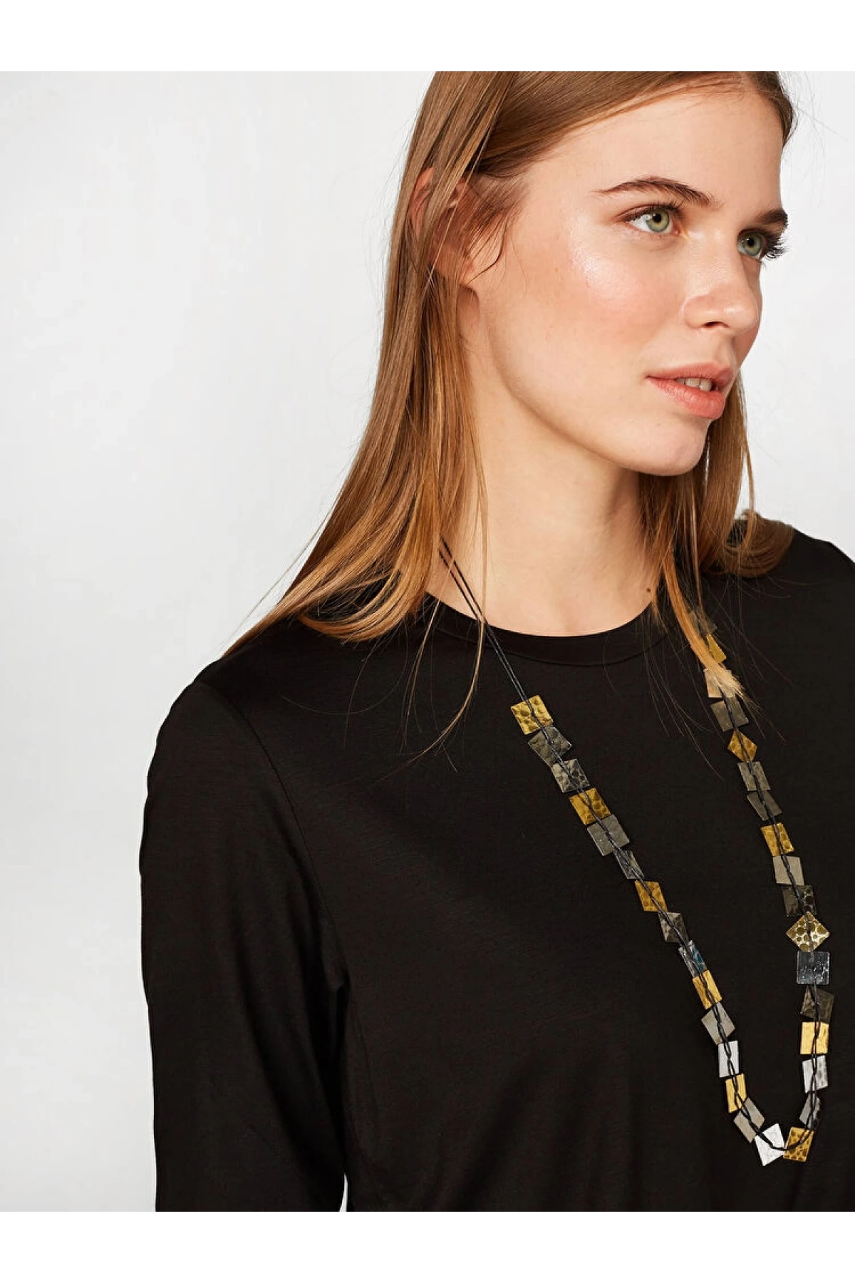 Faik Sönmez Kadın Yuvarlak Yaka Uzun Kol Siyah T-Shirt B00013