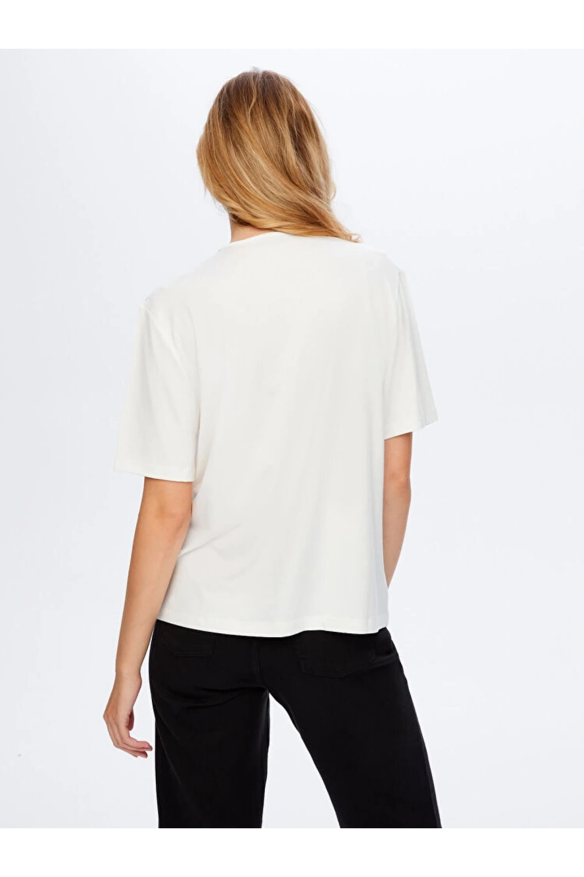 Faik Sönmez Kadın Renkli Triko Yakalı Sloganlı Ekru T-Shirt UW26TSH055