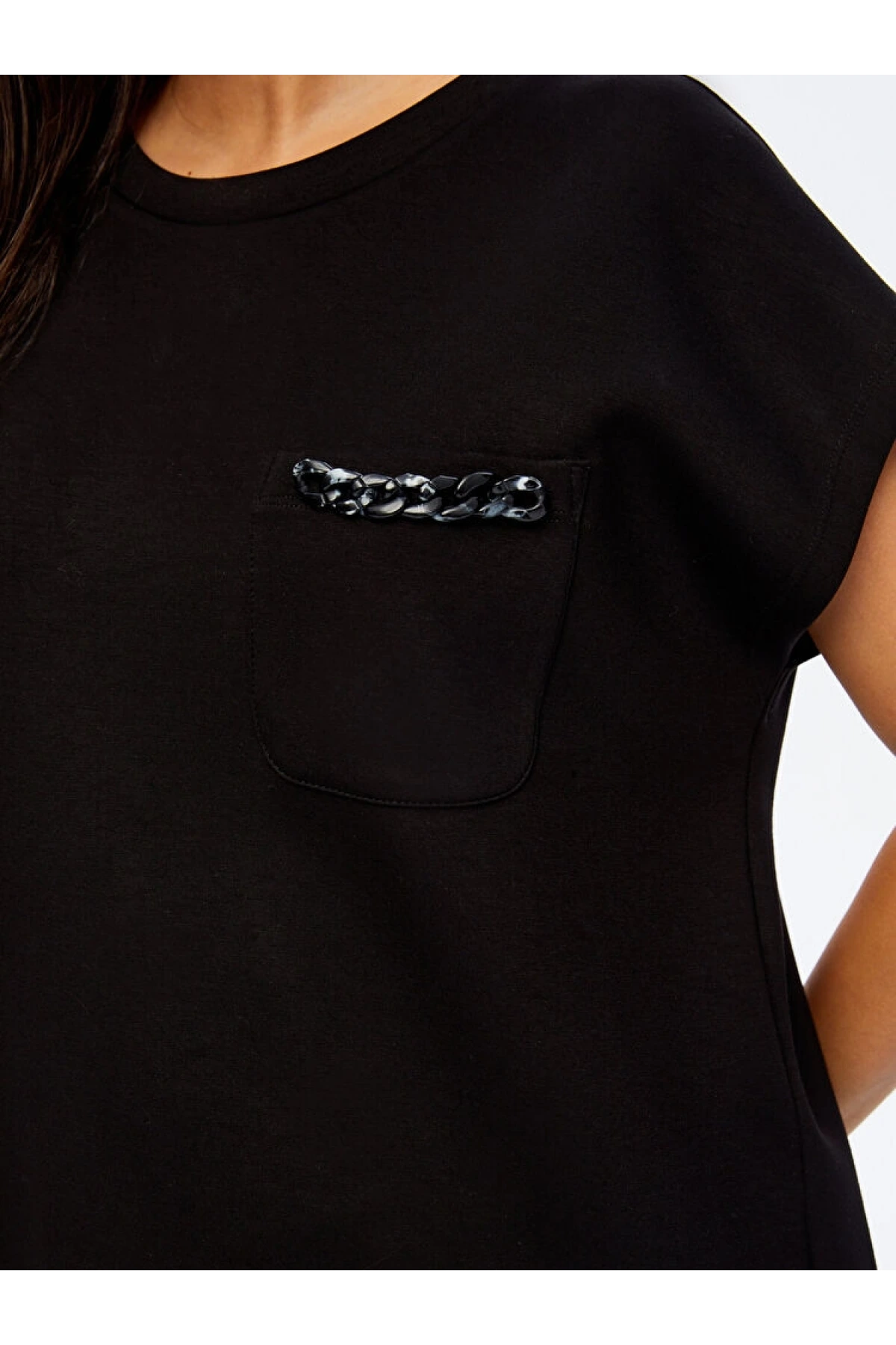 Faik Sönmez Kadın Relax Kısa Kollu Kemik Aksesuar Detaylı Siyah Sweatshirt UW26SWT013