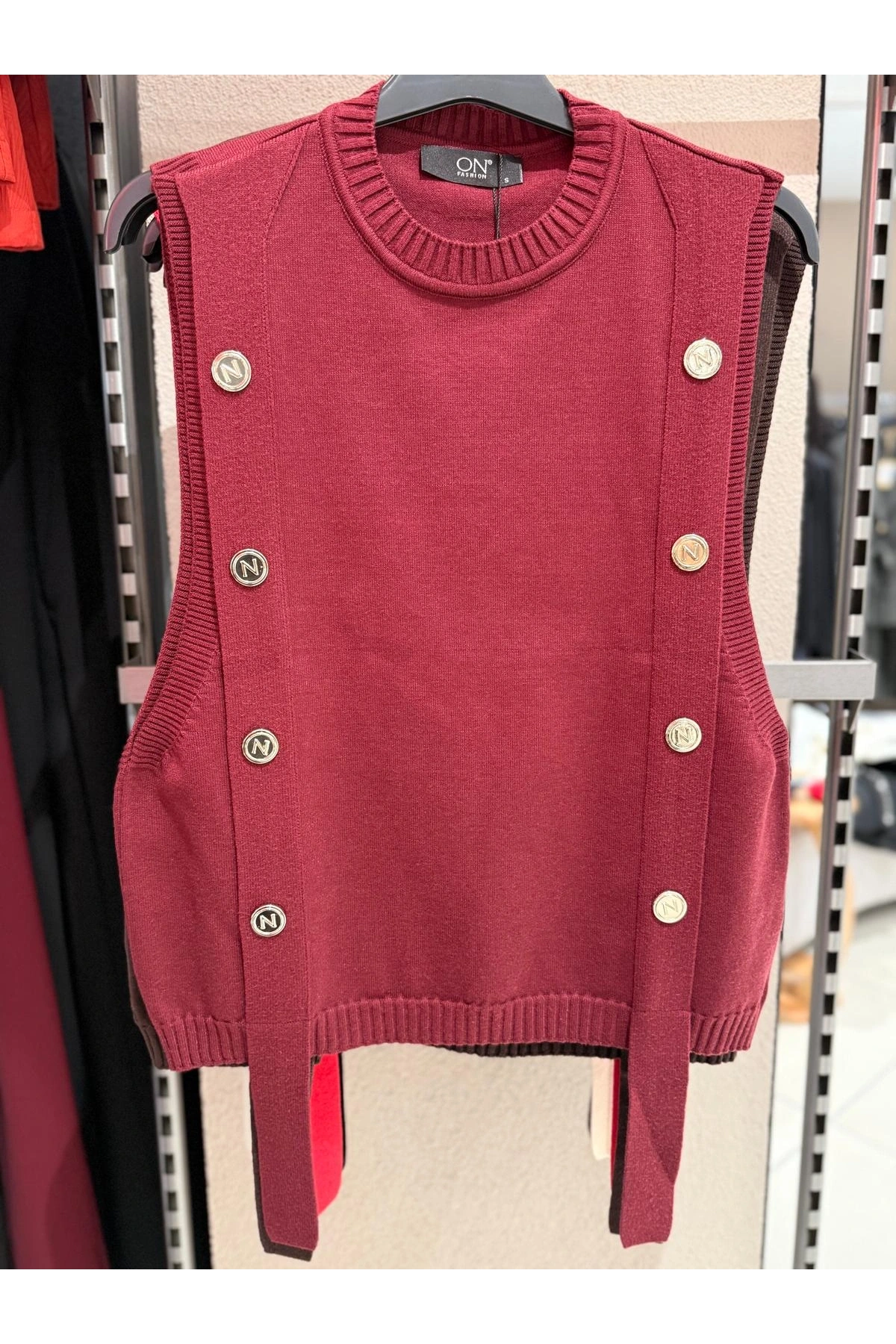 On Fashion Düğmeli Sıfır Yaka Süveter 69310