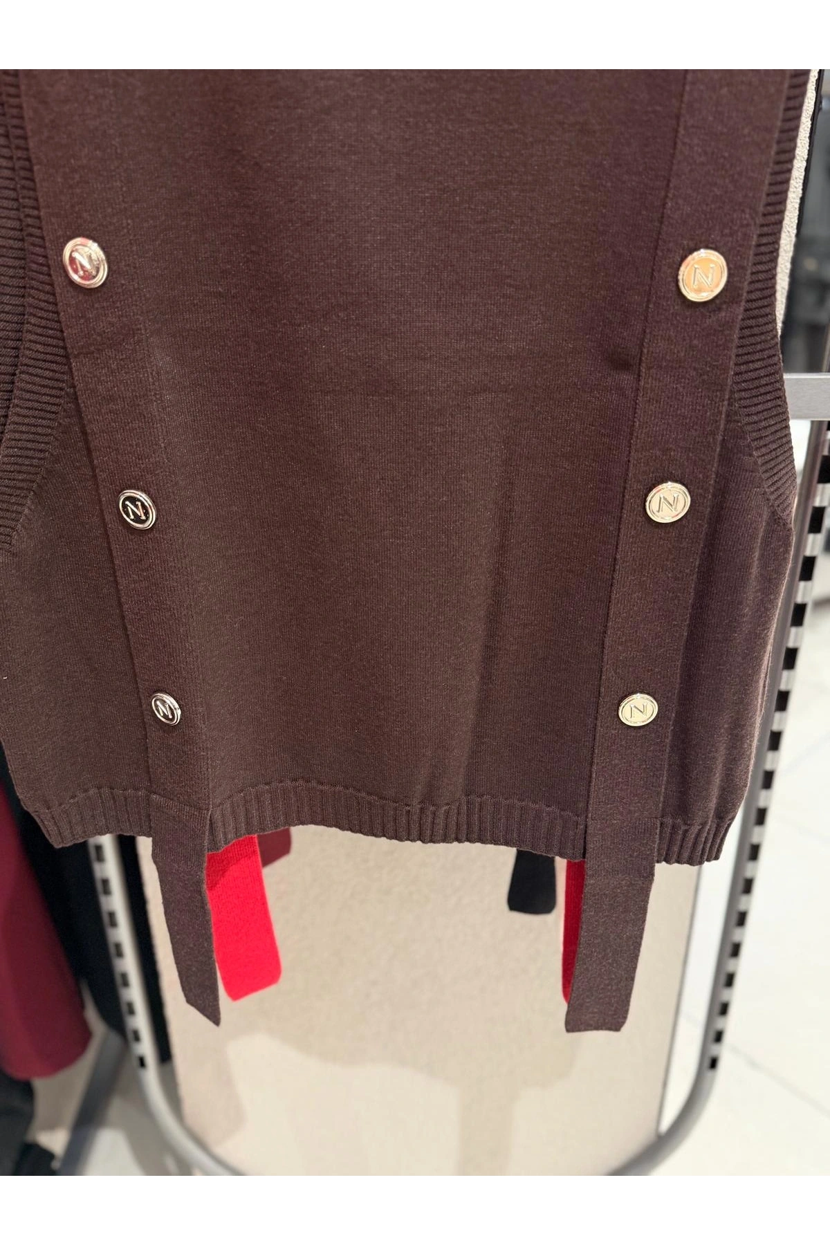 On Fashion Düğmeli Sıfır Yaka Süveter 69310