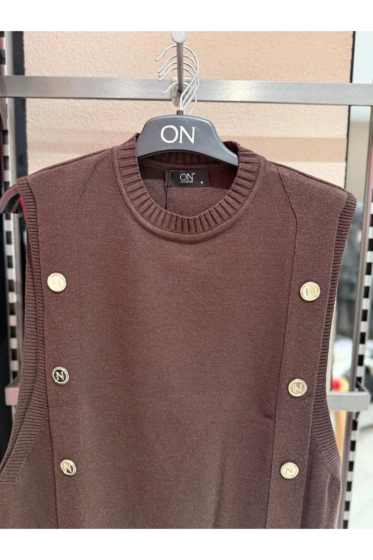 On Fashion Düğmeli Sıfır Yaka Süveter 69310