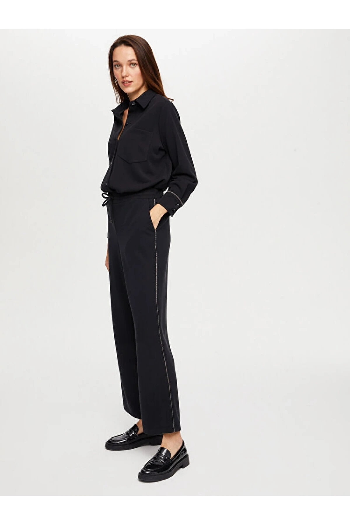 Faik Sönmez Kadın Relax Zincir Şeritli Straight Fit Modallı Örme Siyah Pantolon UW26PNT031