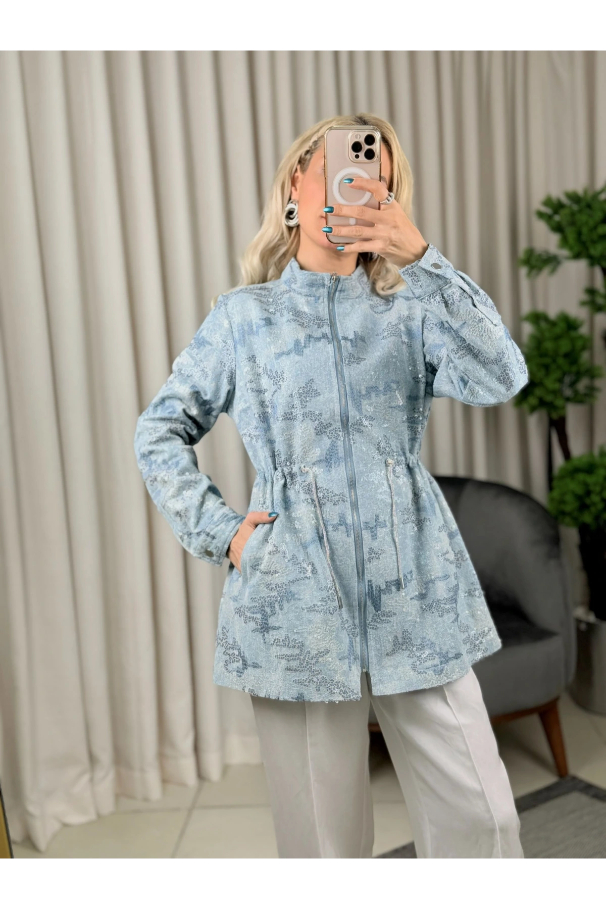 Fuat Güşen Fermuarlı Taşlı Kap 3649