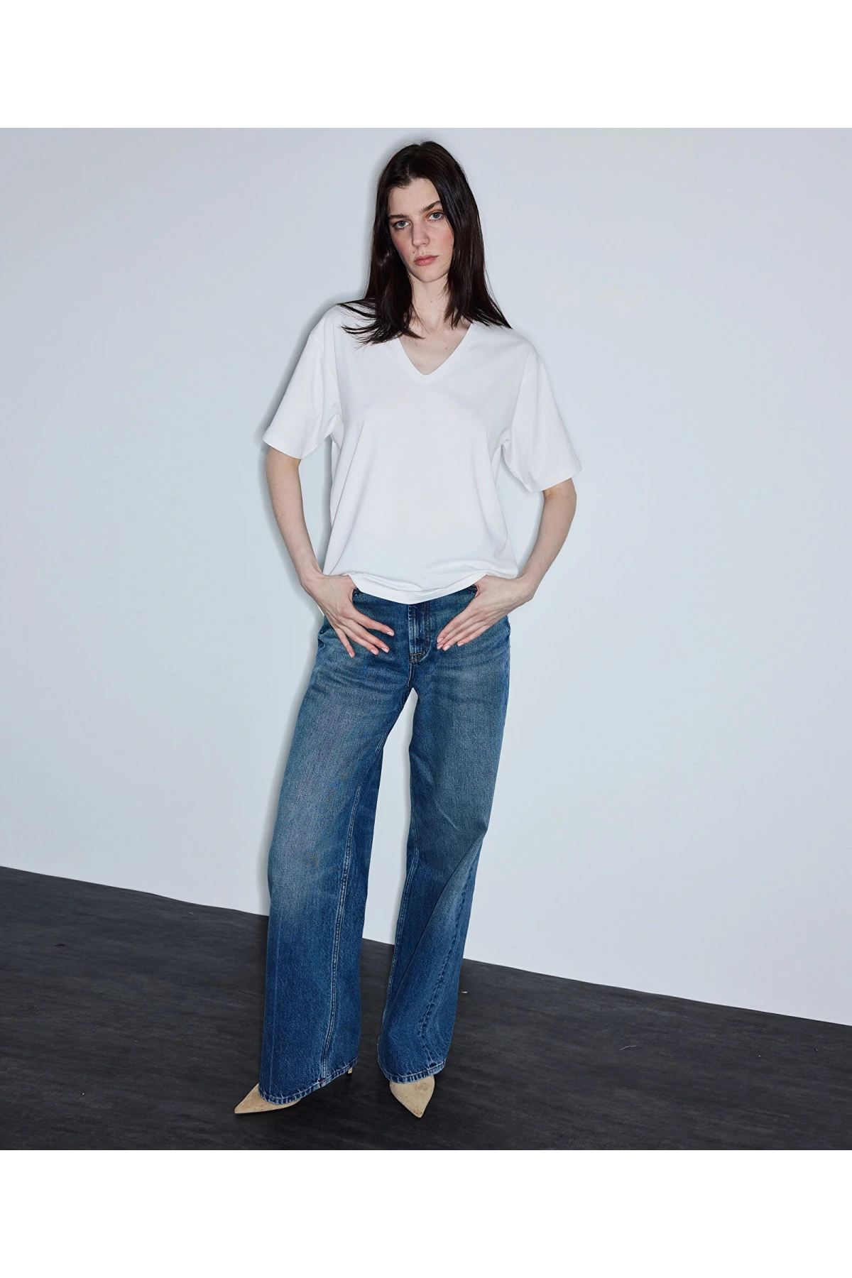 İpekyol V Yaka Basic T-Shirt IS1260070100