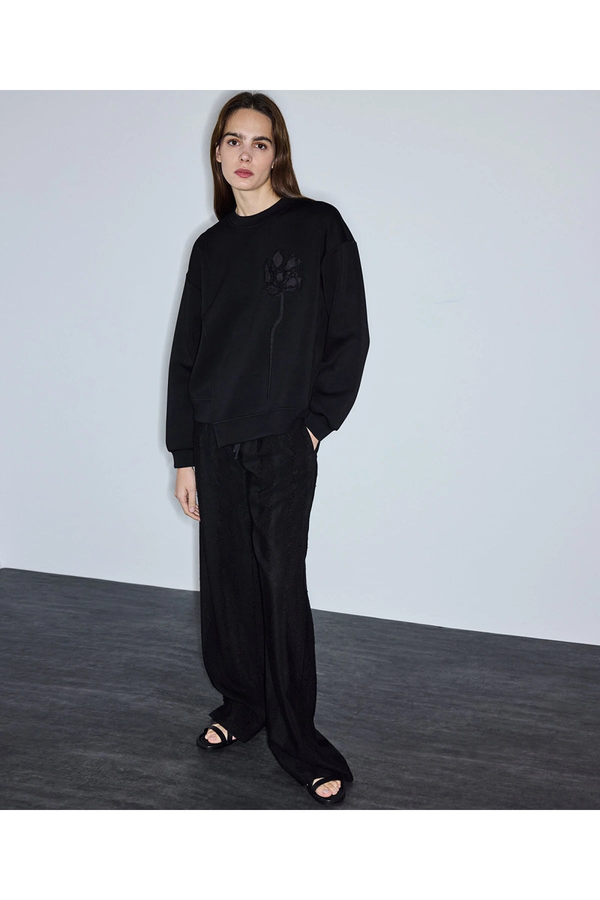 İpekyol Üç Boyutlu Nakış Sweashirt IS1260091015