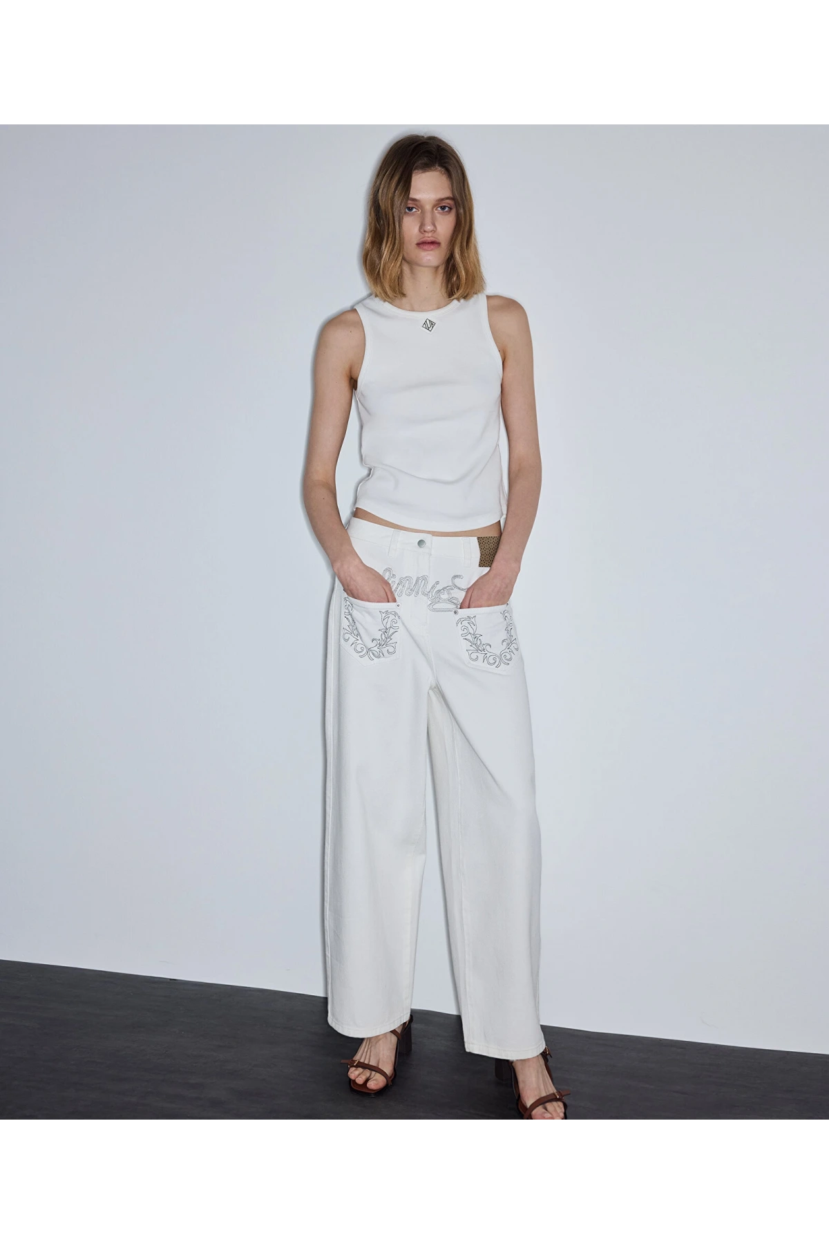 İpekyol Monogram Aksesuarlı T-Shirt IS1260070049