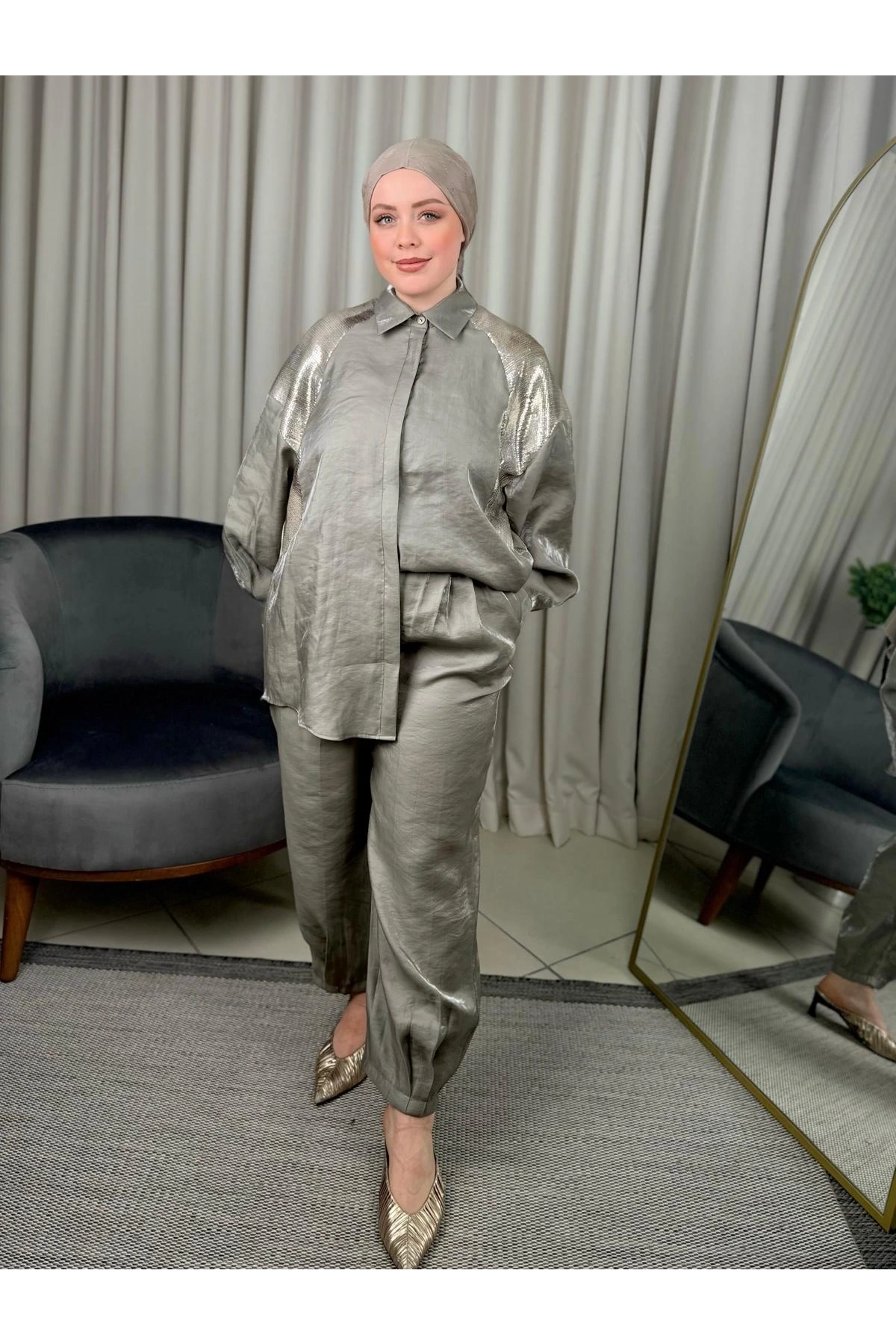 Nuss Payet Detaylı Jakarlı Takım 25Y1032