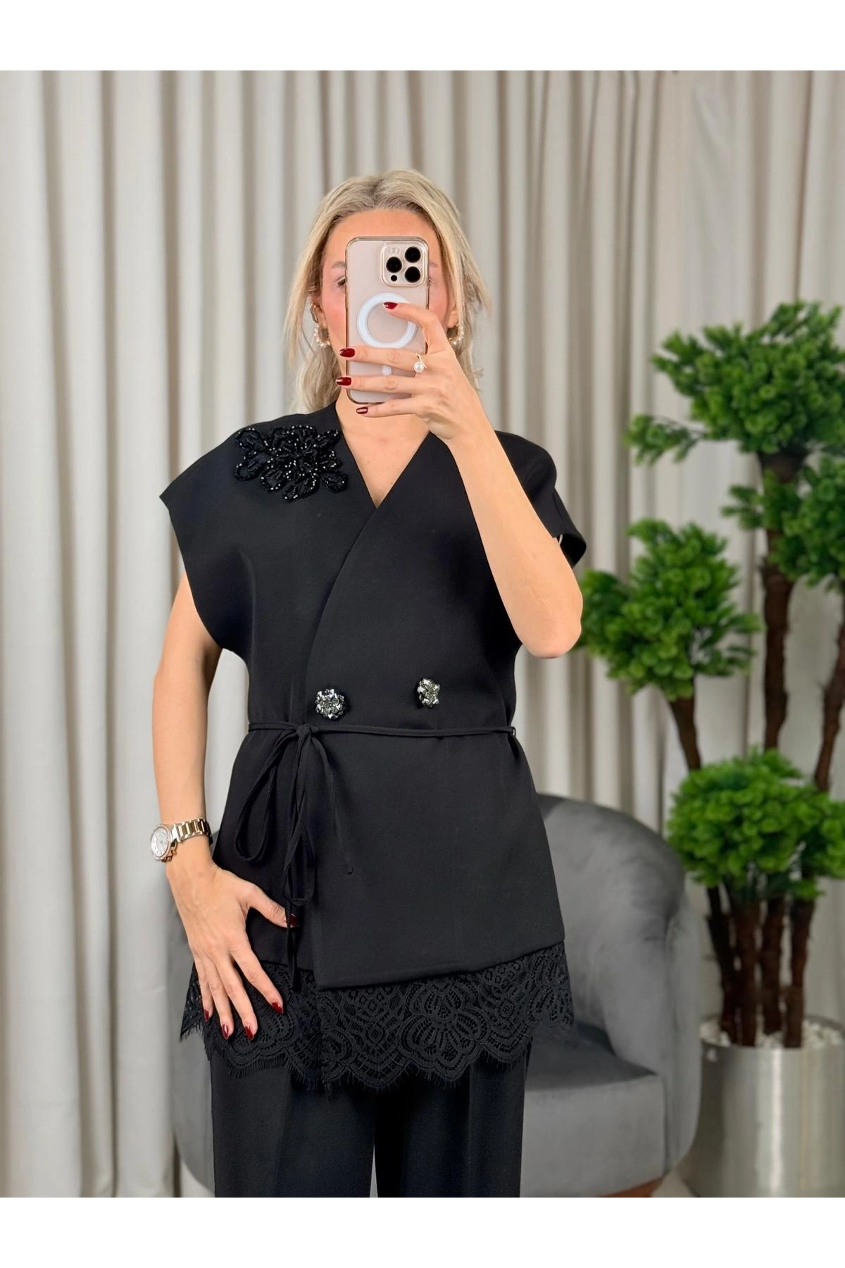 my312Yakası İşlemeli Takım 25S1401