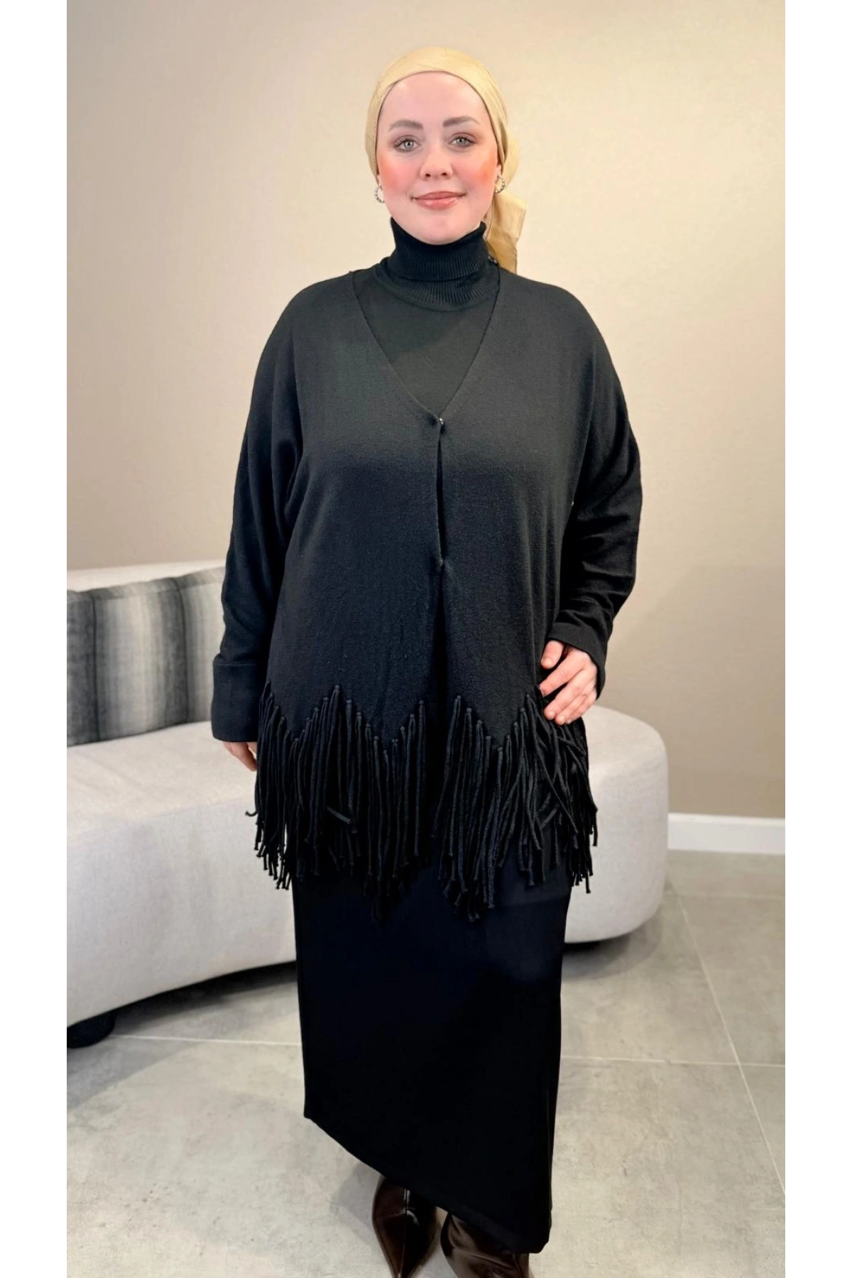 Ghisa Püskül Detaylı Hırka 26KGSHRK3308