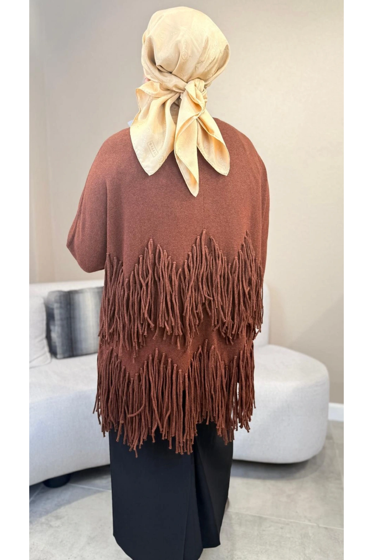 Ghisa Püskül Detaylı Hırka 26KGSHRK3308