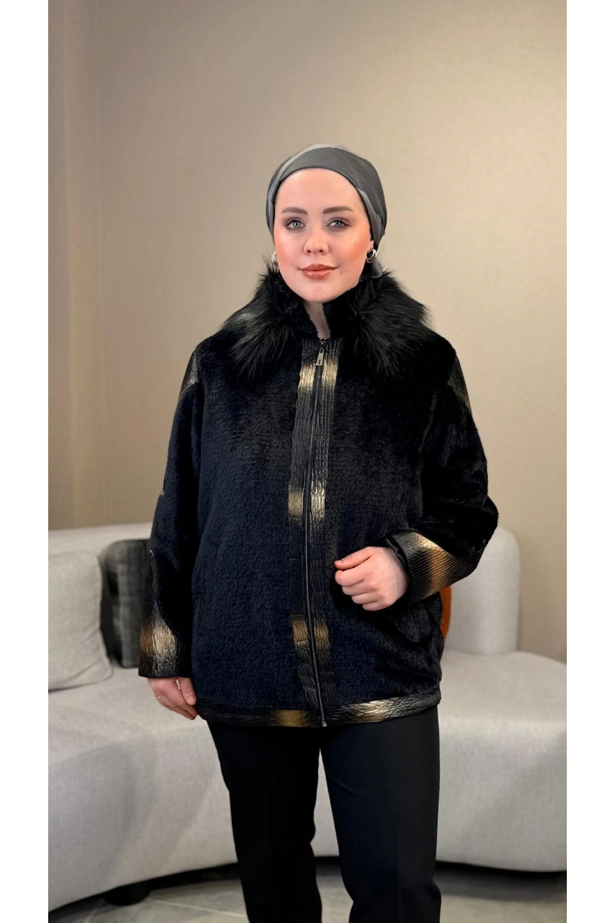 Matex Yakası Peluş Renkli Kaban 1230