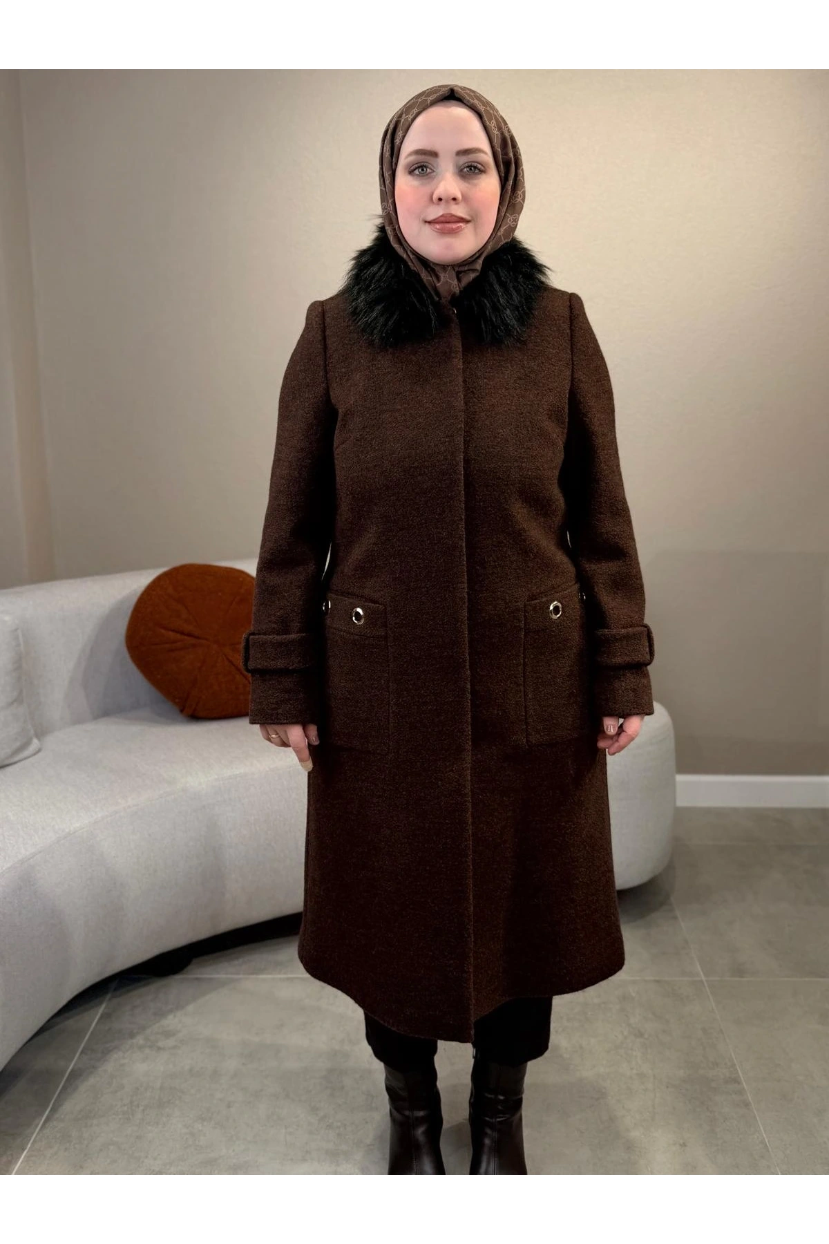 Matex Yakası Peluş Kaban 4417