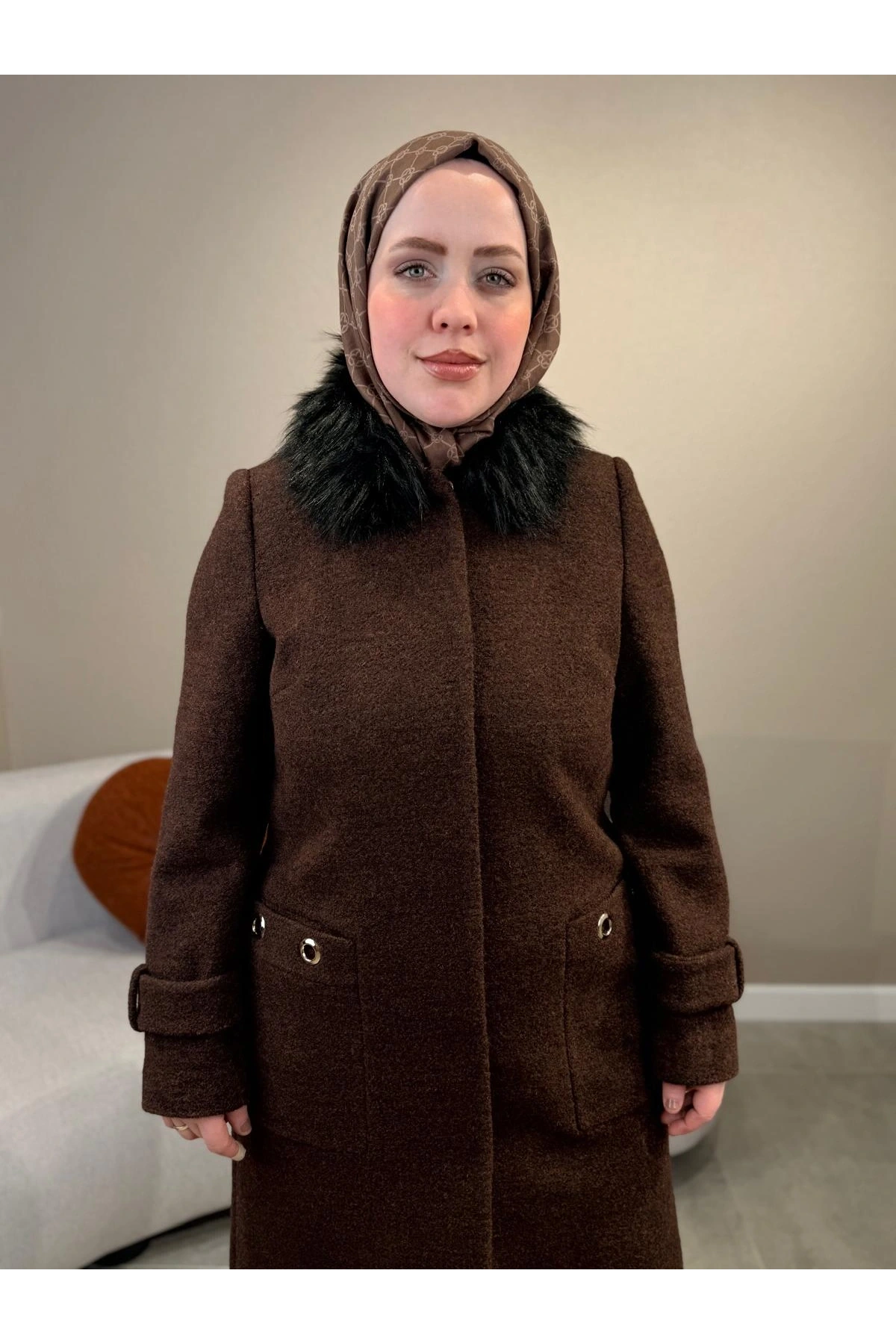 Matex Yakası Peluş Kaban 4417