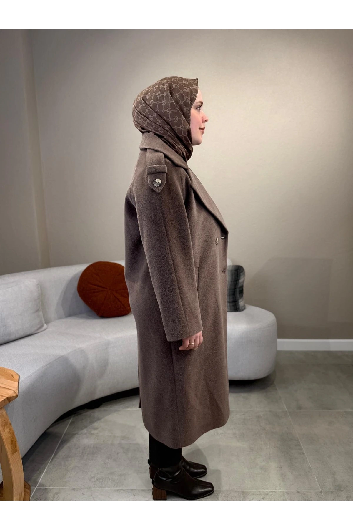 Matex Yakası Broş Detaylı Kaban 8340