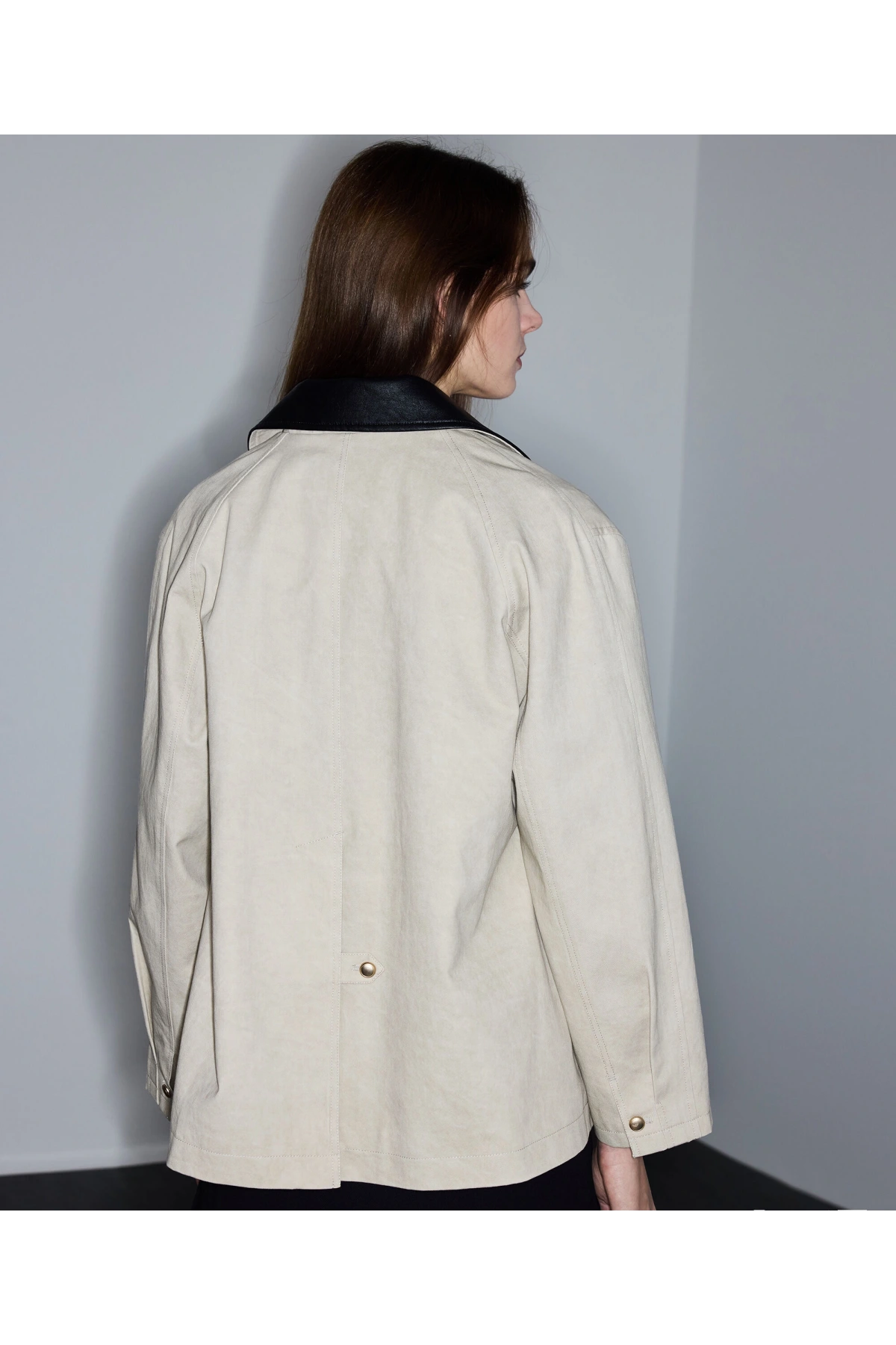 İpekyol Suni İnci Aksesuarlı Non Denim Ceket IS1260012029