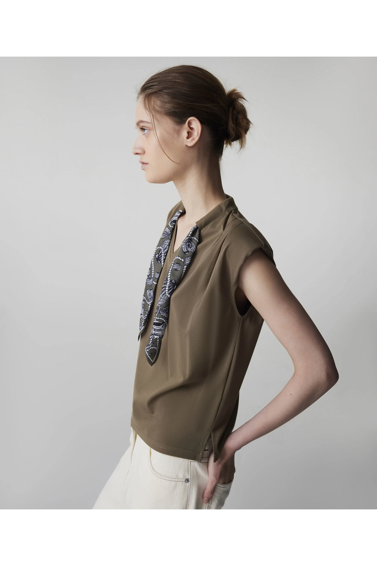 İpekyol Fular Aksesuarlı T-Shirt IS1260070077