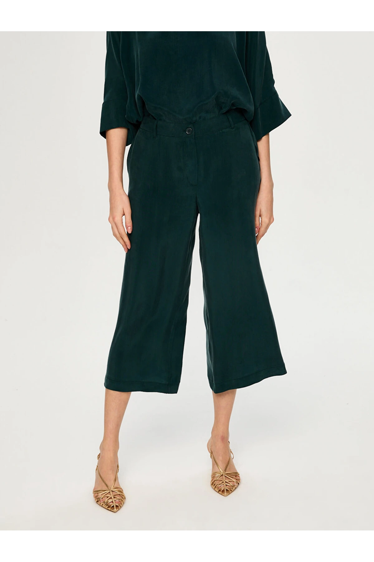 Faik Sönmez Beli Lastikli Wide Leg Fit Modallı Capri US26CPR004