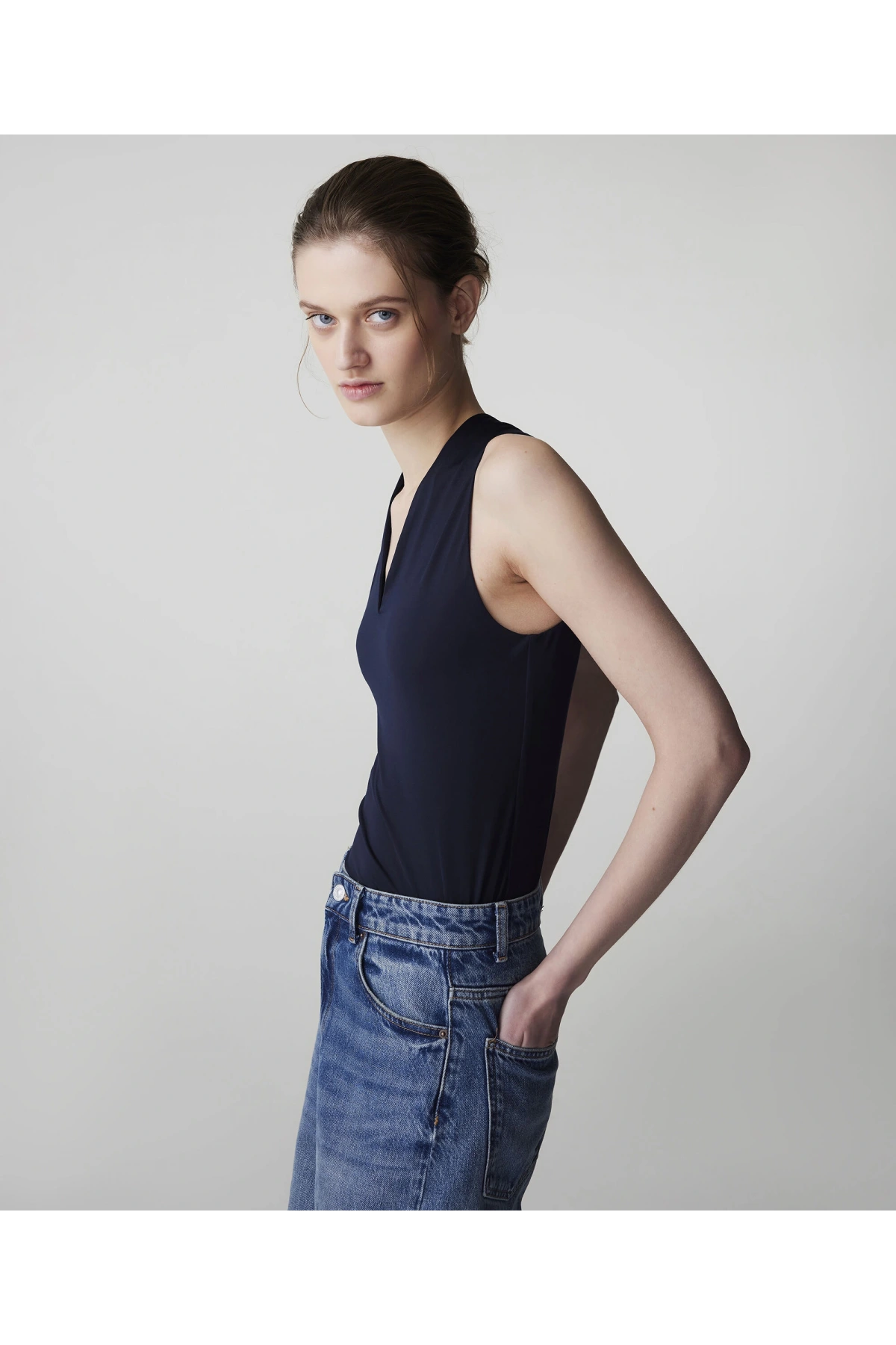 İpekyol V Yaka Basic T-Şhirt IS1260070042