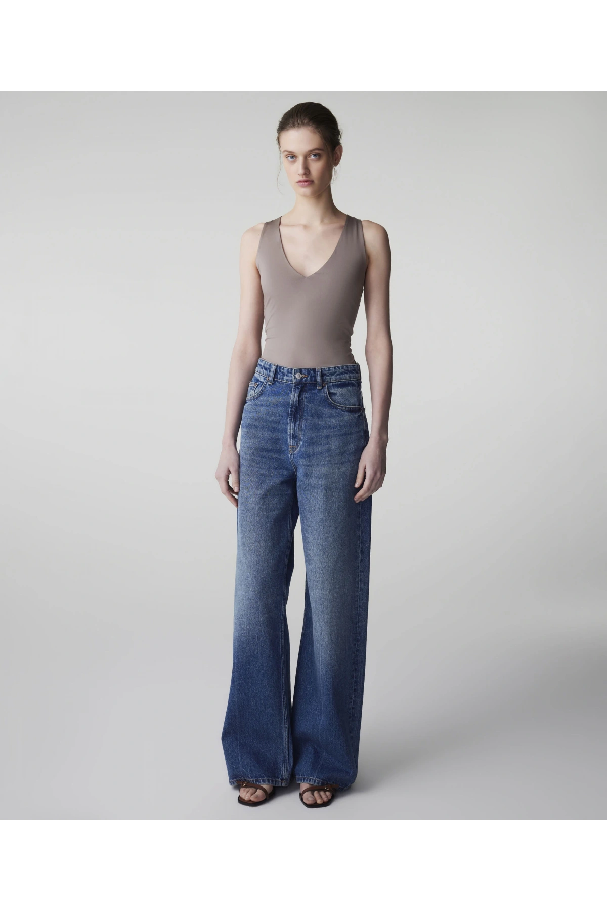 İpekyol V Yaka Basic T-Shirt IS1260070100