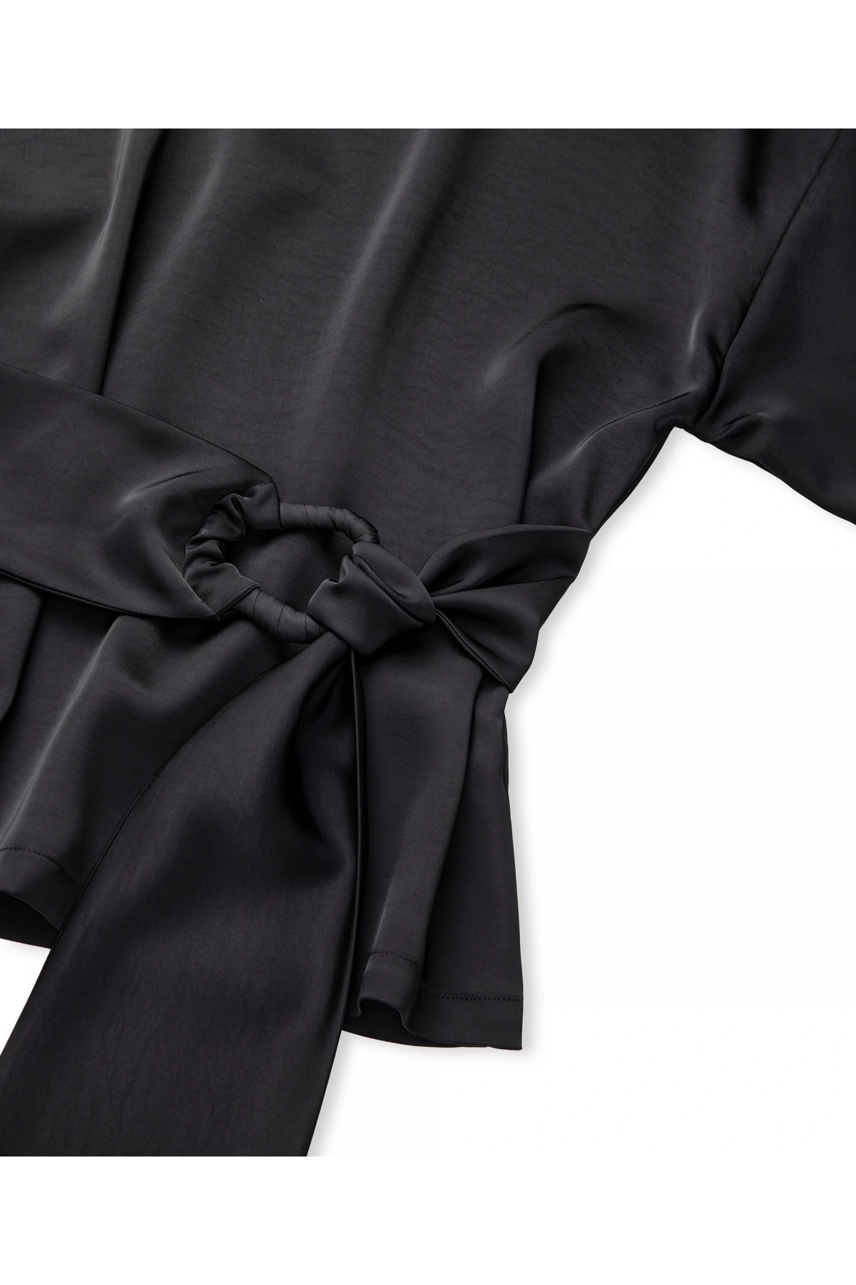 İpekyol Kuşaklı Saten Bluz IS1260006083