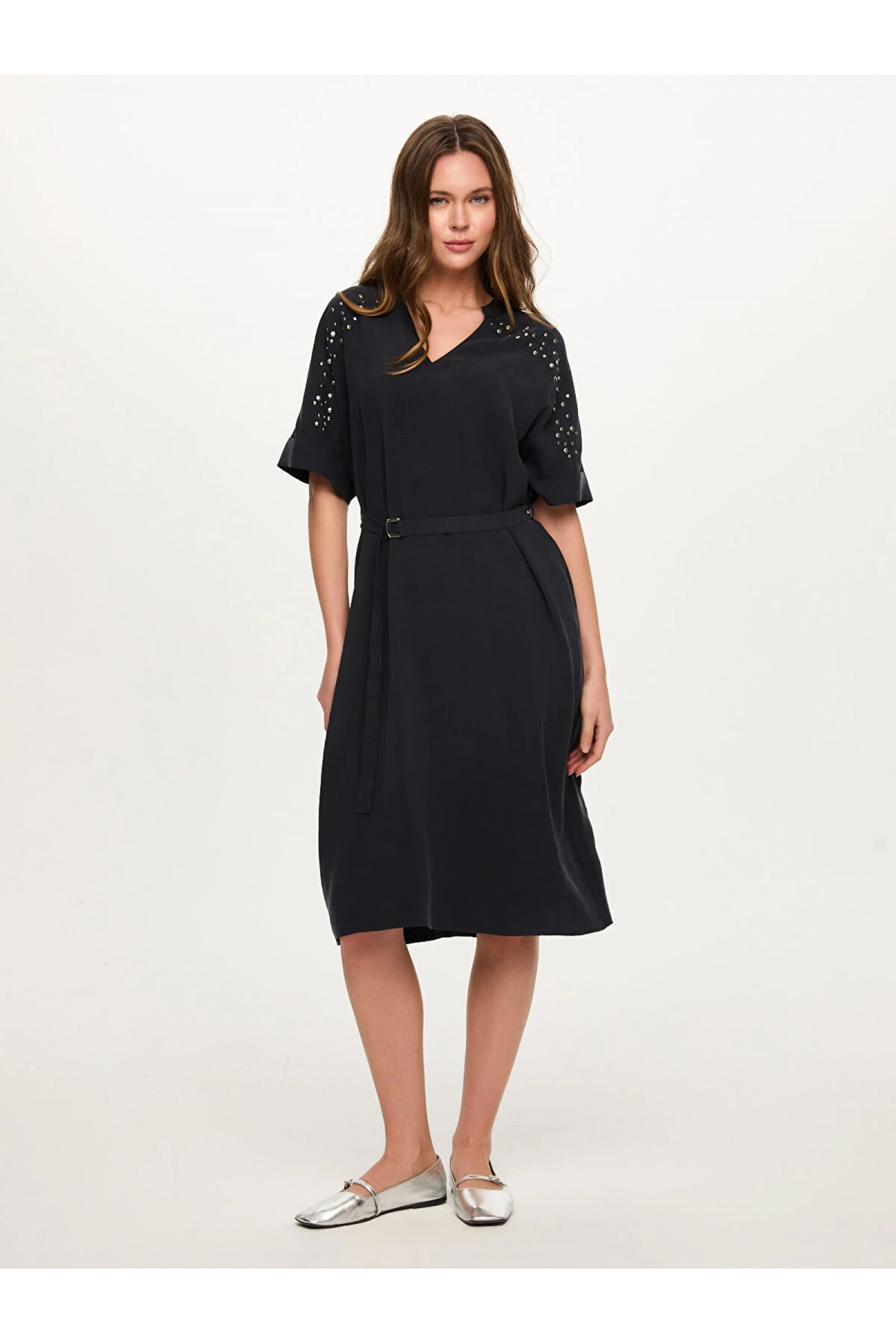 Faik Sönmez Omuzu Trok Taş Detaylı Beli Kemerli Elbise US26ELB039