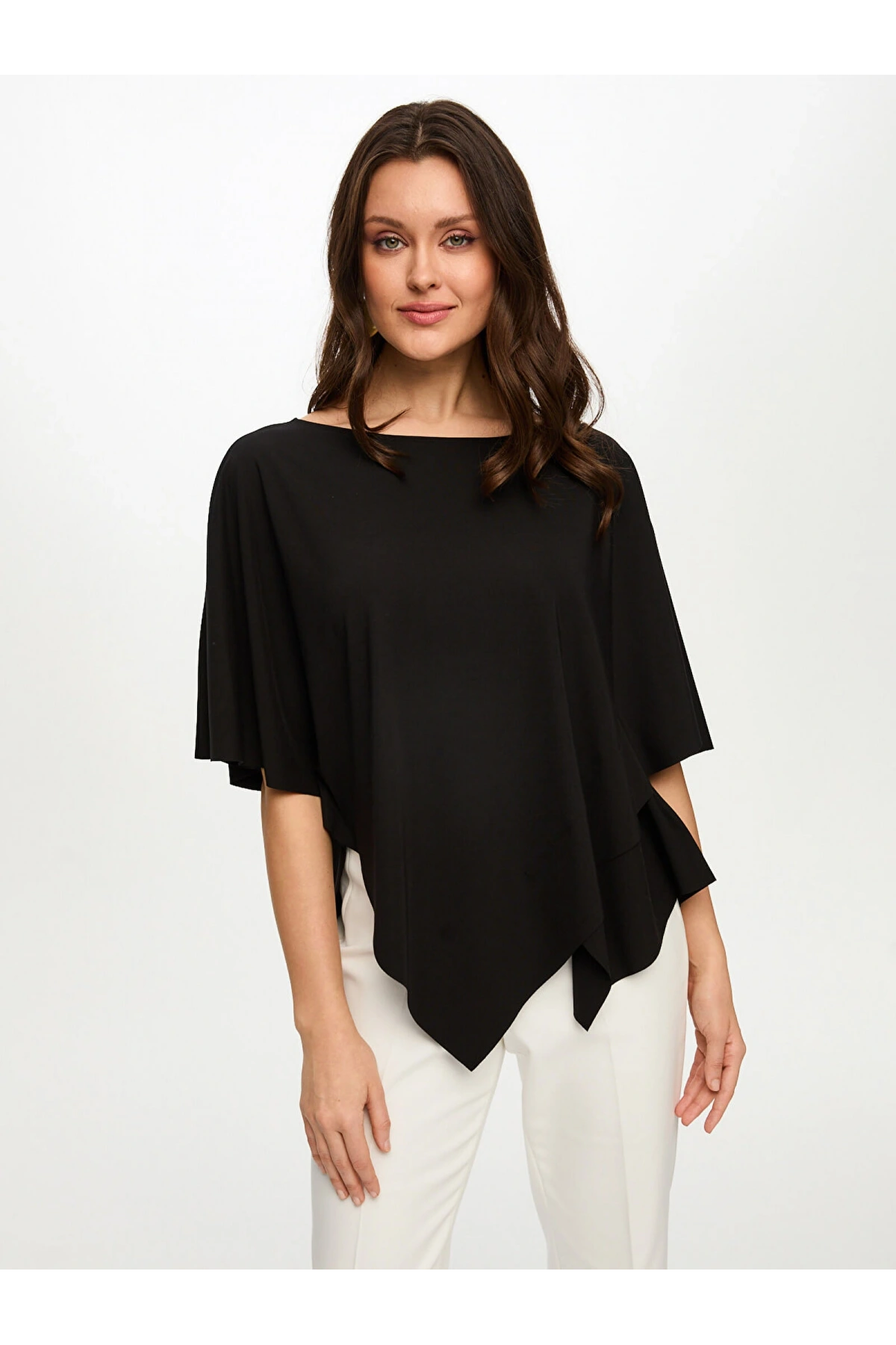 Faik Sönmez Mendil Form Asimetrik Yuvarlak Yaka T-Shirt US26TSH062