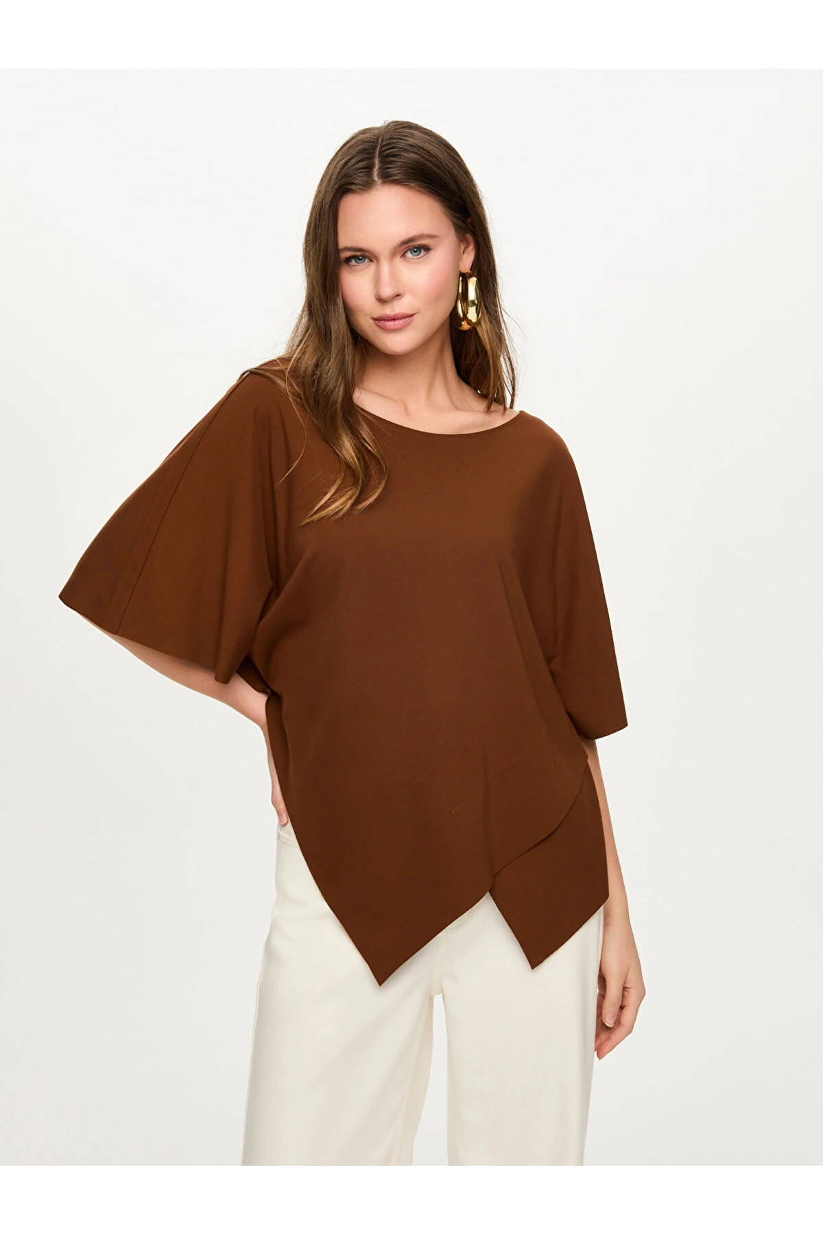 Faik Sönmez Mendil Form Asimetrik Yuvarlak Yaka T-Shirt US26TSH062